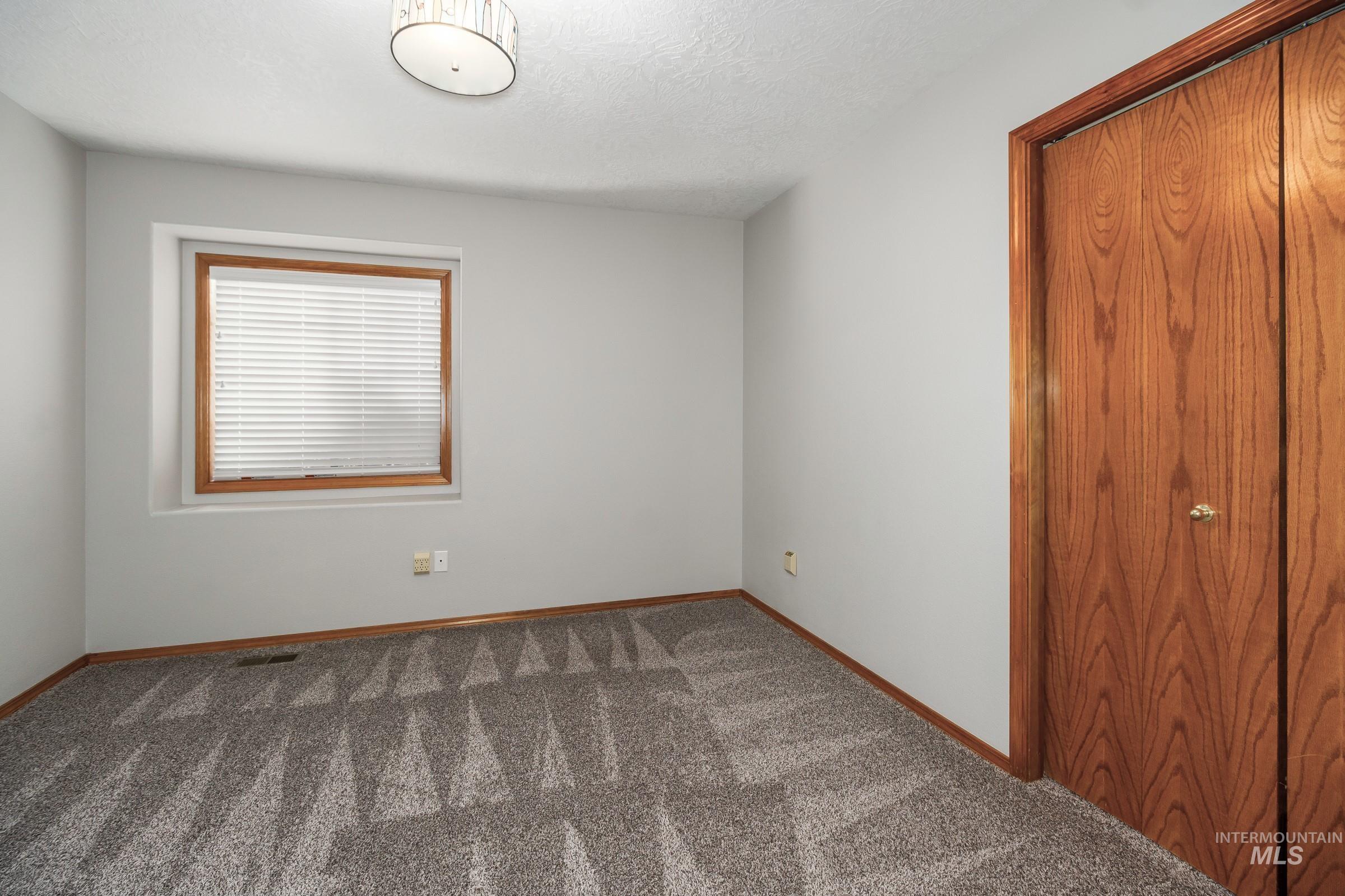 11972 W Stillwater Dr., Boise, Idaho 83713, 3 Bedrooms, 2 Bathrooms, Residential For Sale, Price $499,900, 98980611