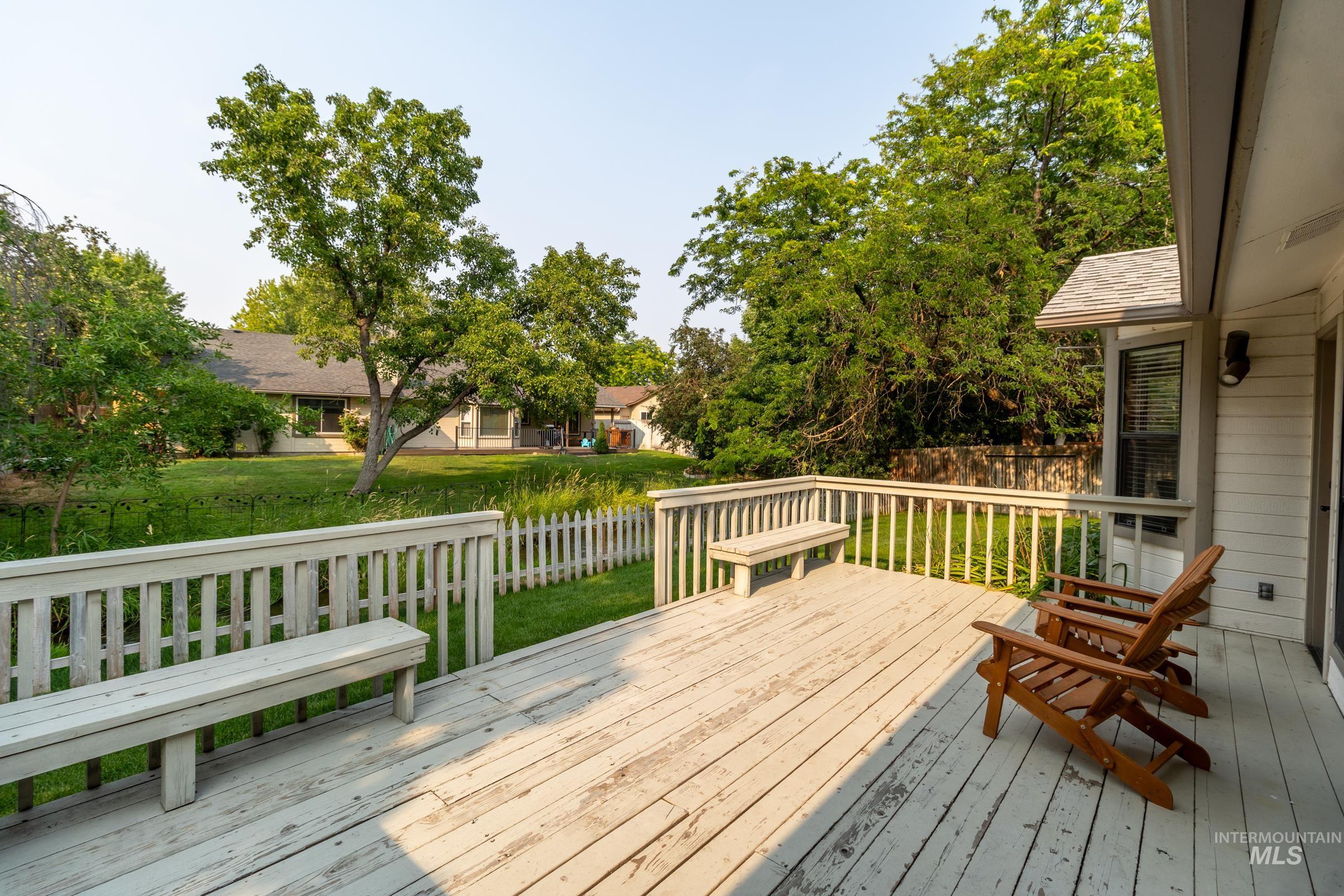 11972 W Stillwater Dr., Boise, Idaho 83713, 3 Bedrooms, 2 Bathrooms, Residential For Sale, Price $499,900, 98980611