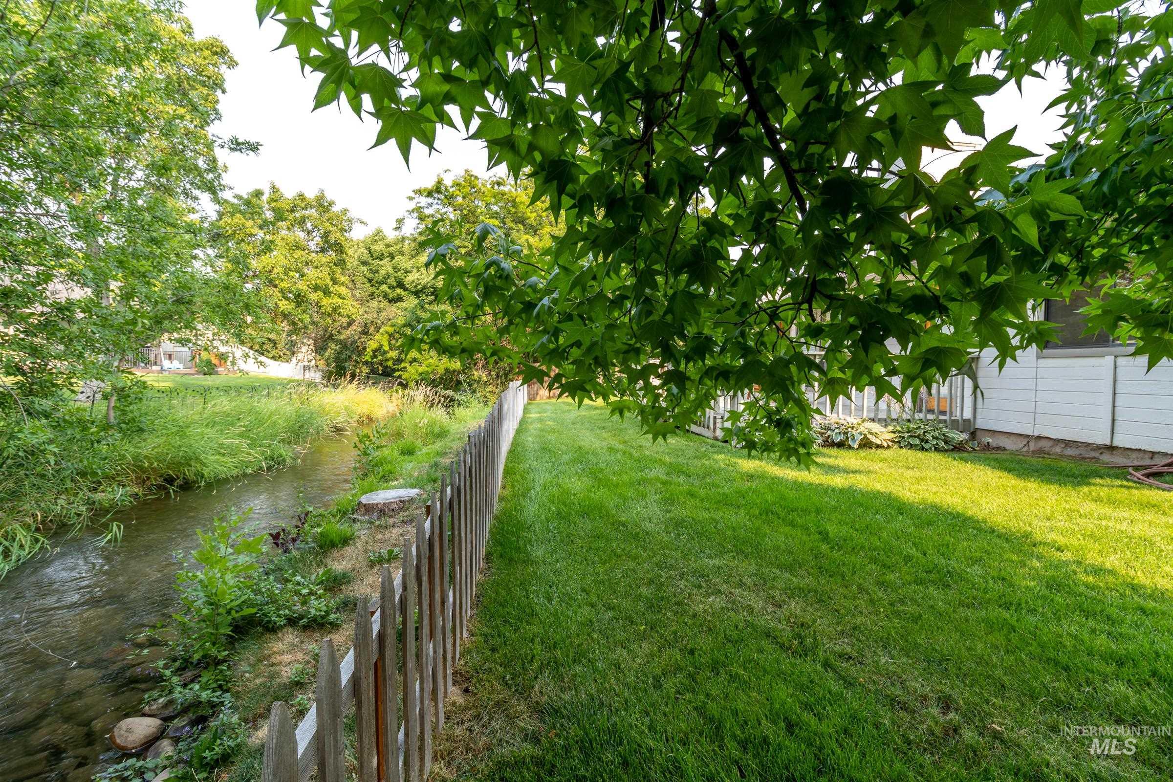 11972 W Stillwater Dr., Boise, Idaho 83713, 3 Bedrooms, 2 Bathrooms, Residential For Sale, Price $499,900, 98980611