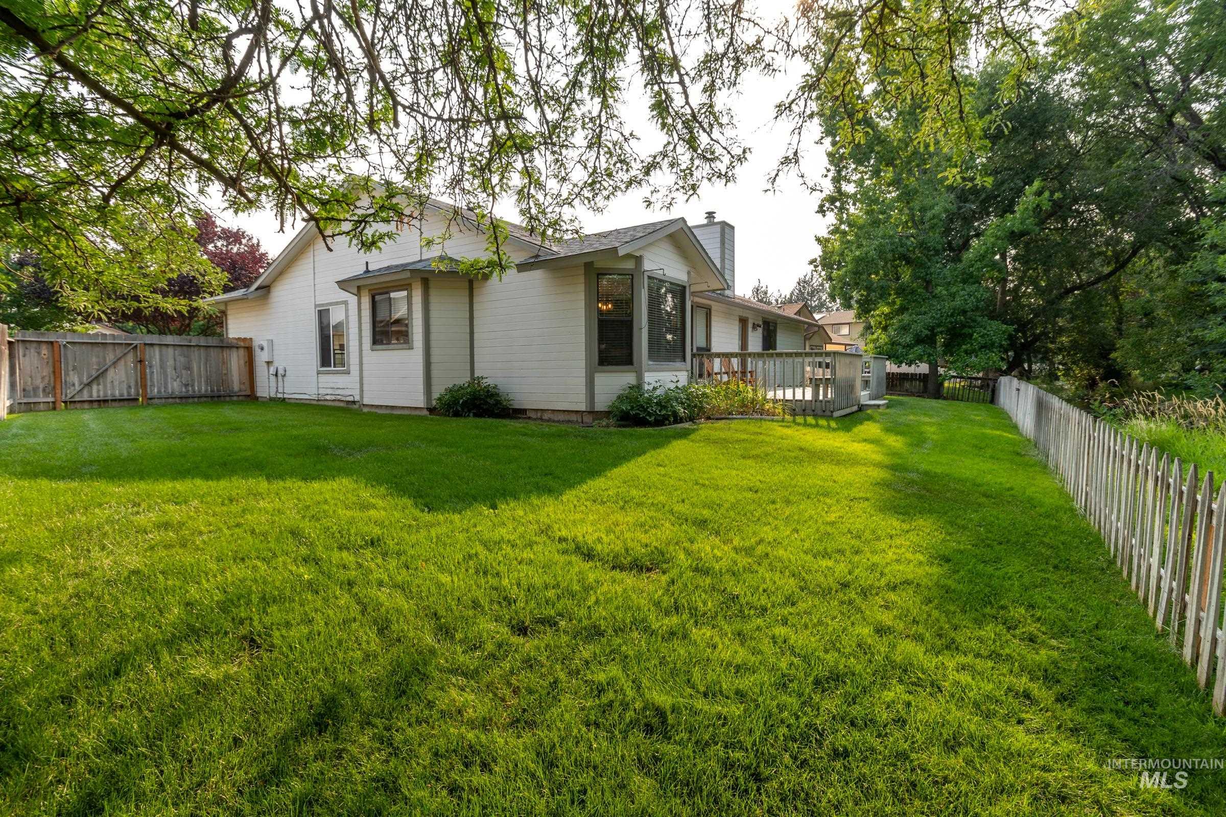 11972 W Stillwater Dr., Boise, Idaho 83713, 3 Bedrooms, 2 Bathrooms, Residential For Sale, Price $499,900, 98980611