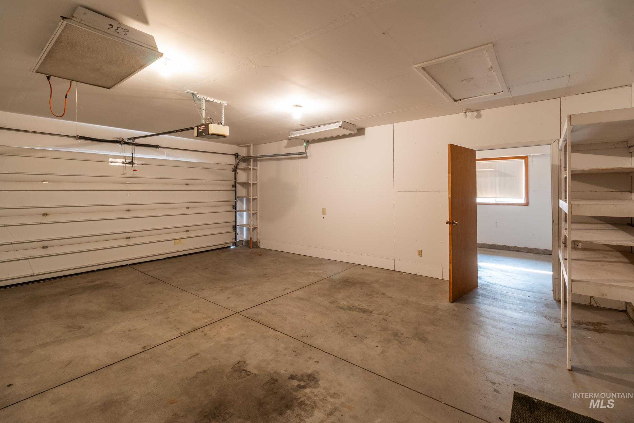 11972 W Stillwater Dr., Boise, Idaho 83713, 3 Bedrooms, 2 Bathrooms, Residential For Sale, Price $499,900, 98980611