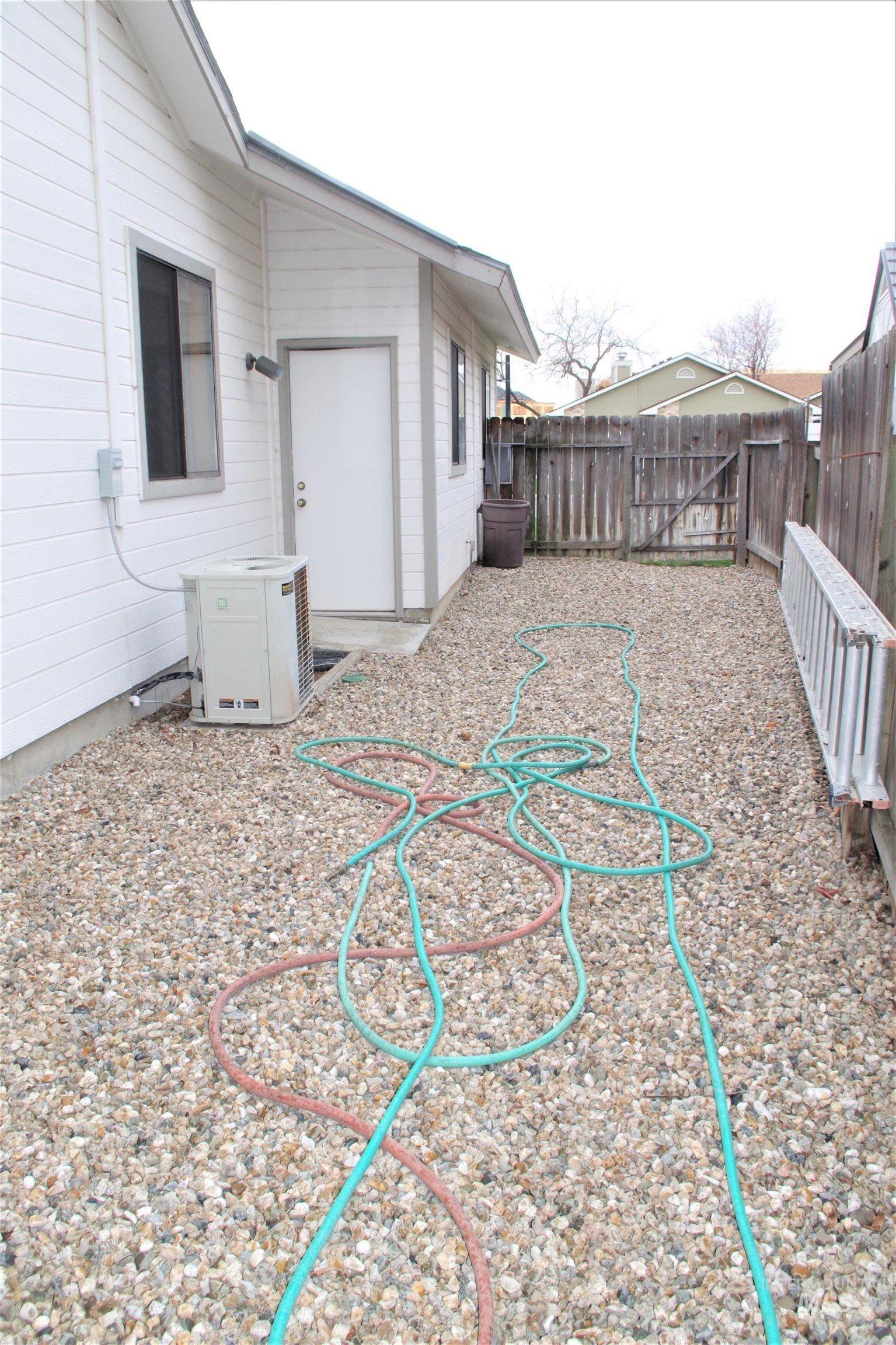 11972 W Stillwater Dr., Boise, Idaho 83713, 3 Bedrooms, 2 Bathrooms, Residential For Sale, Price $499,900, 98980611