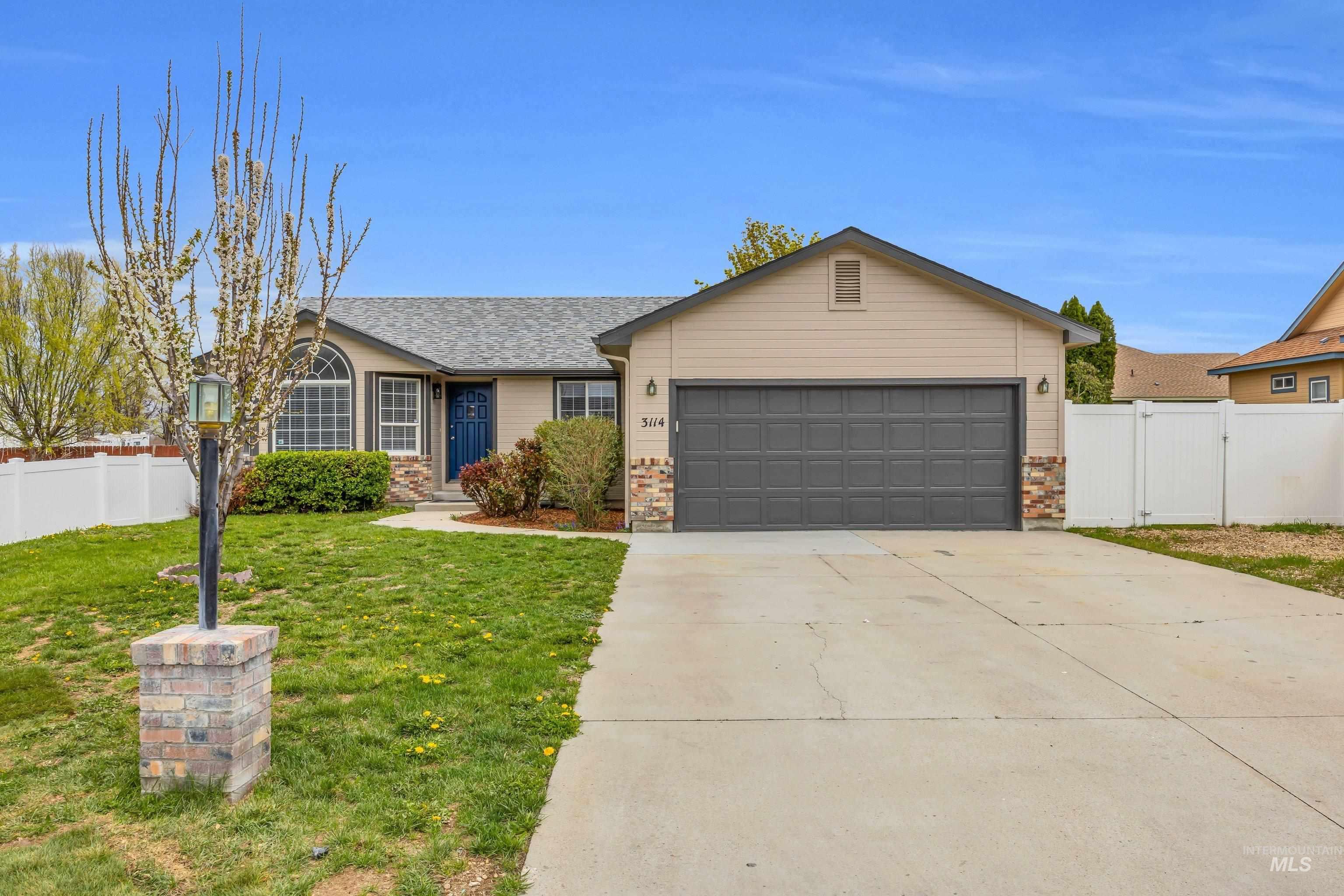 3114 Teepee ct, Nampa, Idaho 83686, 4 Bedrooms, 2 Bathrooms, Residential For Sale, Price $407,900, 98980613