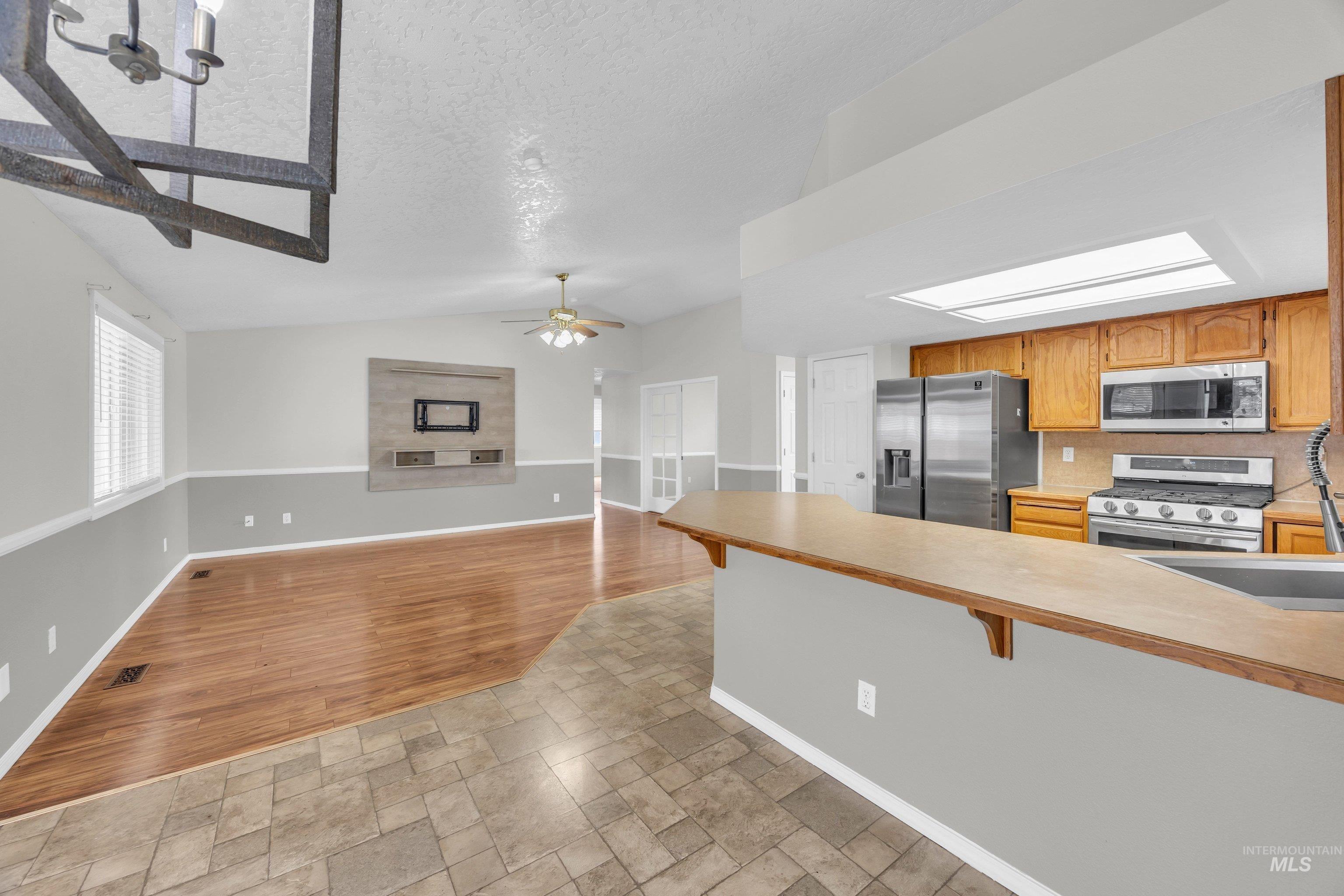 3114 Teepee ct, Nampa, Idaho 83686, 4 Bedrooms, 2 Bathrooms, Residential For Sale, Price $407,900, 98980613