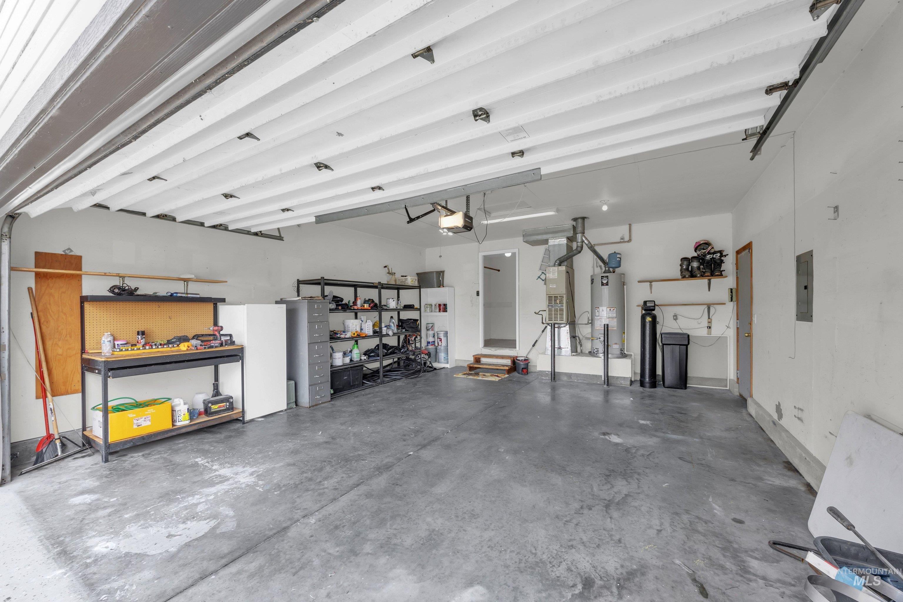 3114 Teepee ct, Nampa, Idaho 83686, 4 Bedrooms, 2 Bathrooms, Residential For Sale, Price $407,900, 98980613