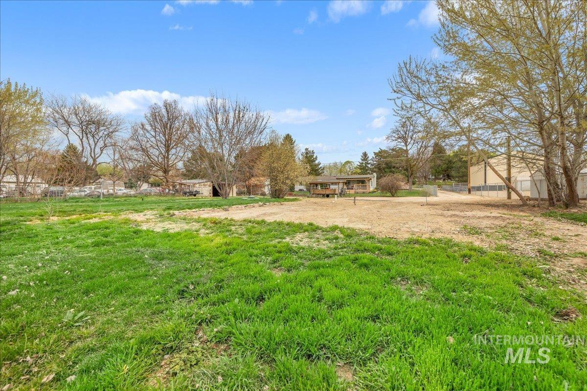 7419 S Greenacres Dr., Boise, Idaho 83609, 3 Bedrooms, 2 Bathrooms, Residential For Sale, Price $674,900, 98980614