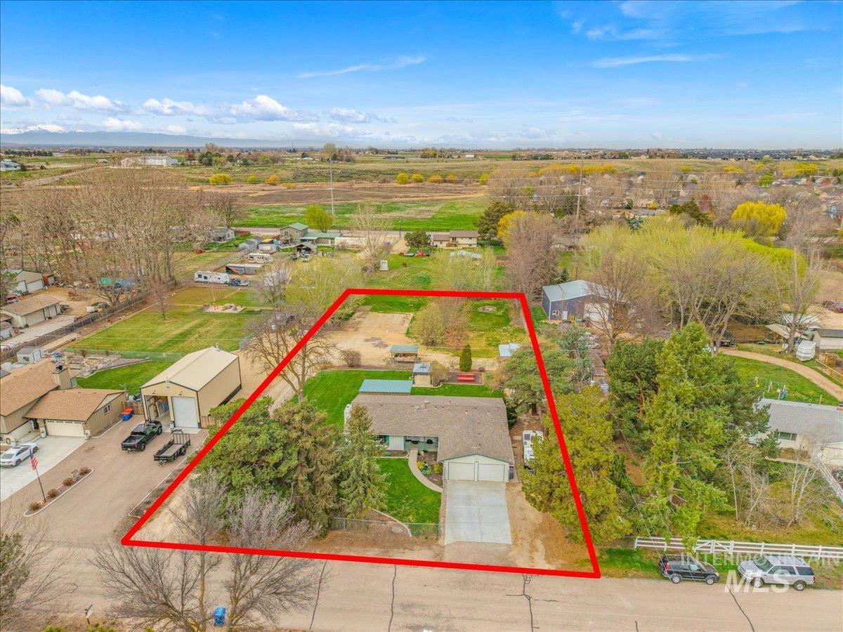 7419 S Greenacres Dr., Boise, Idaho 83609, 3 Bedrooms, 2 Bathrooms, Residential For Sale, Price $674,900, 98980614