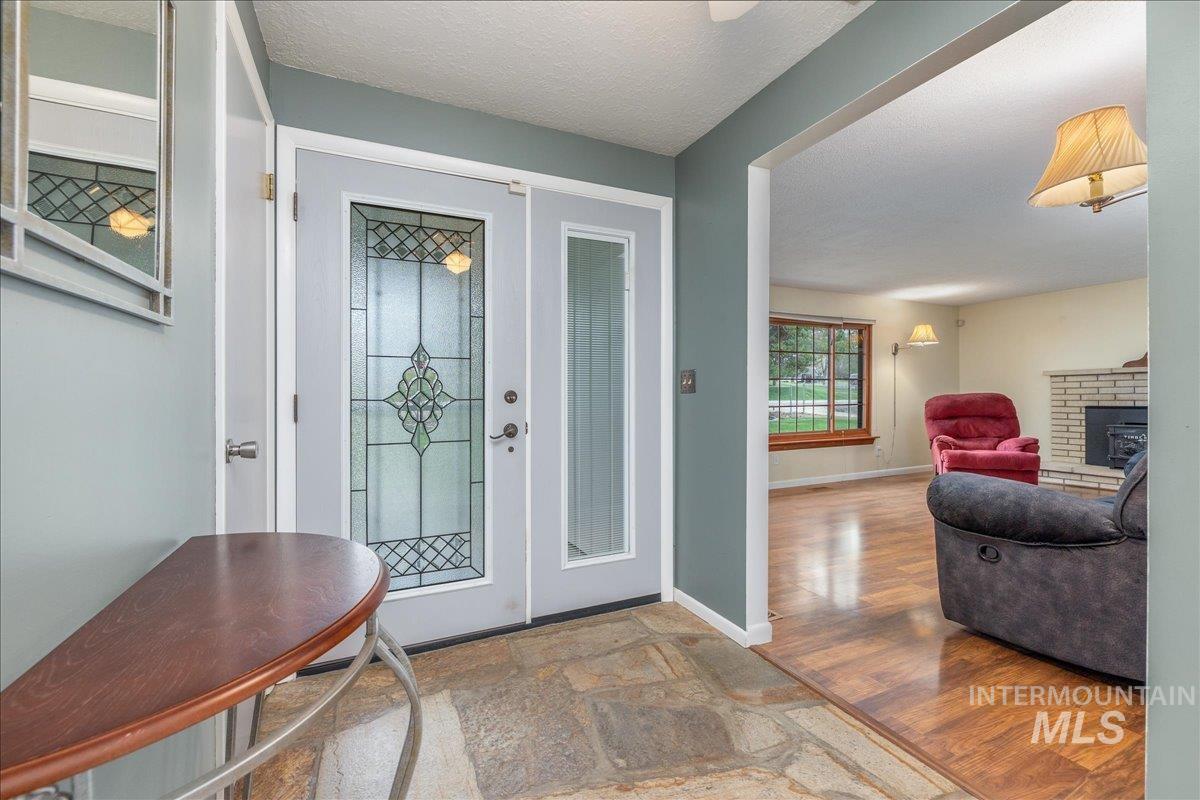 7419 S Greenacres Dr., Boise, Idaho 83609, 3 Bedrooms, 2 Bathrooms, Residential For Sale, Price $674,900,MLS 98980614