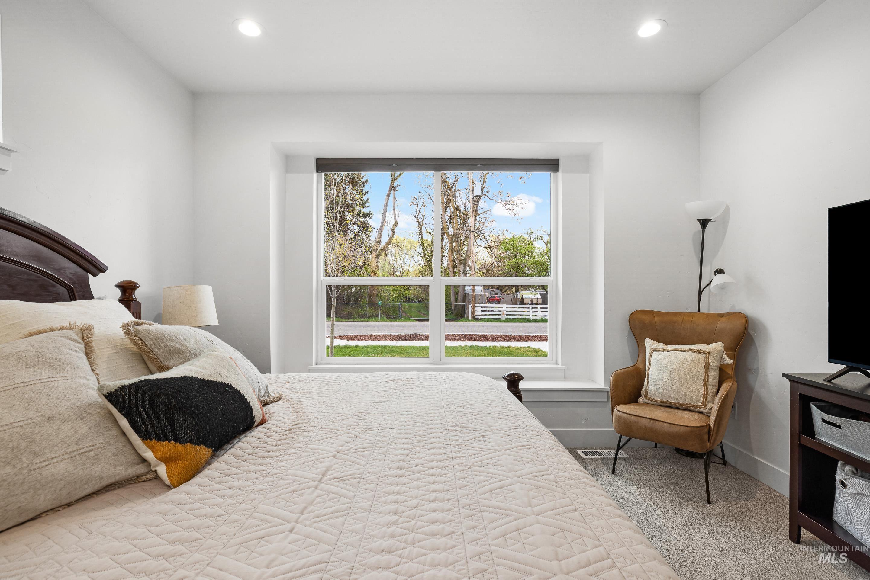 10418 W Shields Ave, Garden City, Idaho 83714, 3 Bedrooms, 2.5 Bathrooms, Residential For Sale, Price $599,900,MLS 98980615