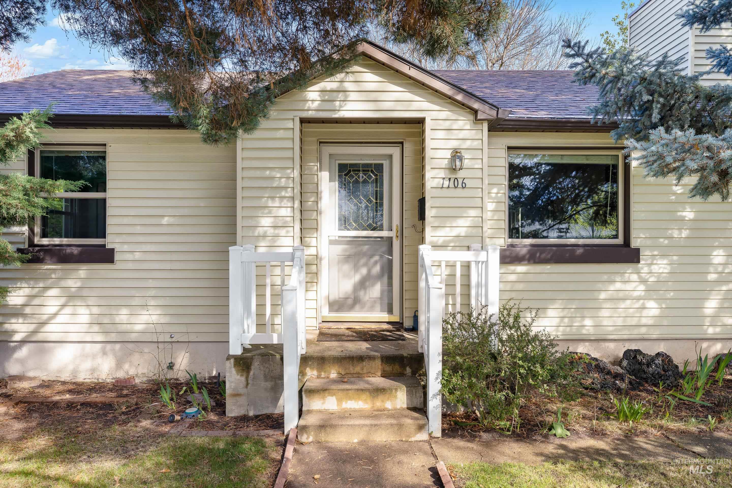 1106 S Longmont Ave, Boise, Idaho 83706, 2 Bedrooms, 1 Bathroom, Residential For Sale, Price $399,900,MLS 98980616