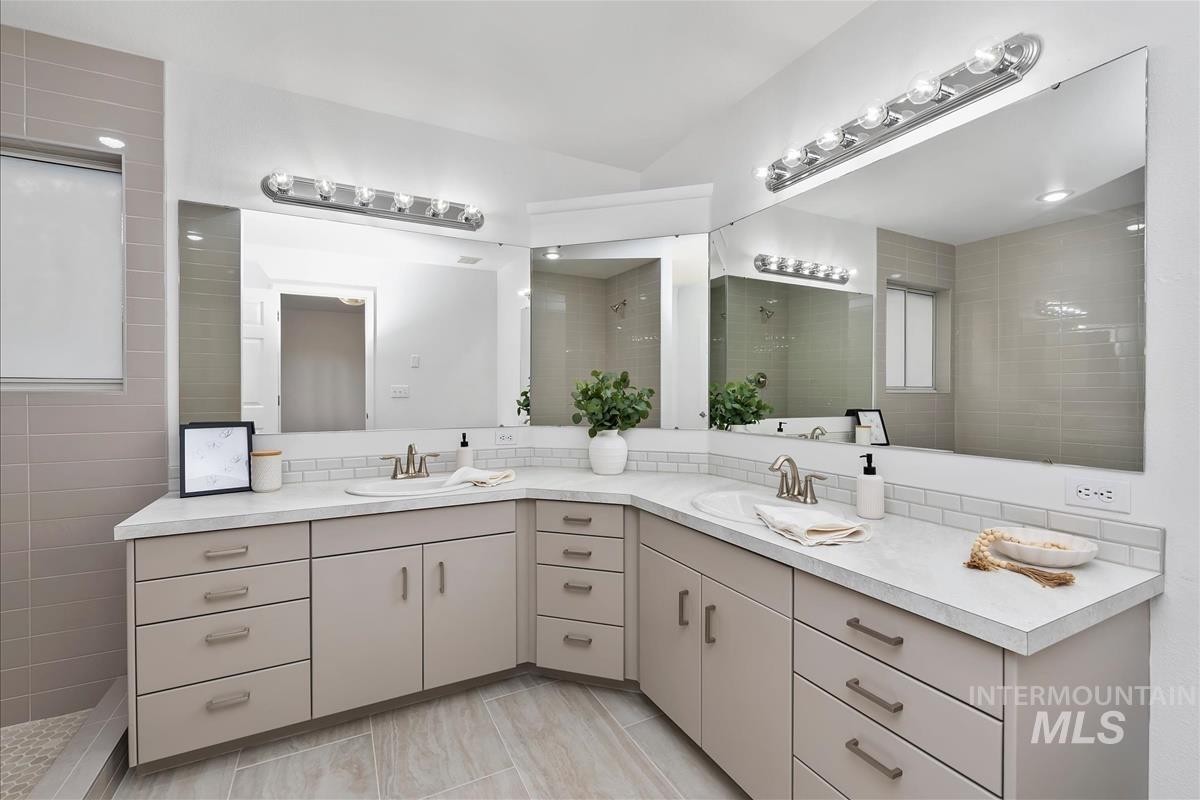 8359 W Willowdale Dr, Garden City, Idaho 83714, 2 Bedrooms, 2.5 Bathrooms, Residential For Sale, Price $499,900, 98980617