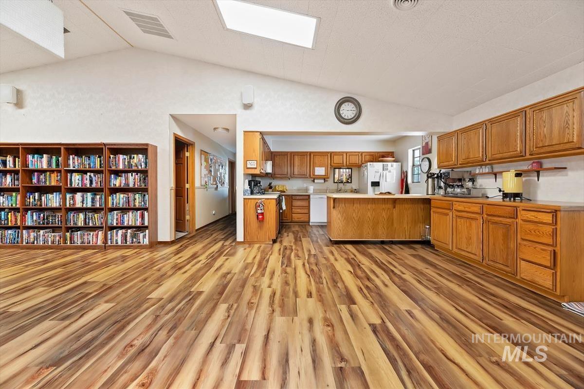 8359 W Willowdale Dr, Garden City, Idaho 83714, 2 Bedrooms, 2.5 Bathrooms, Residential For Sale, Price $499,900, 98980617