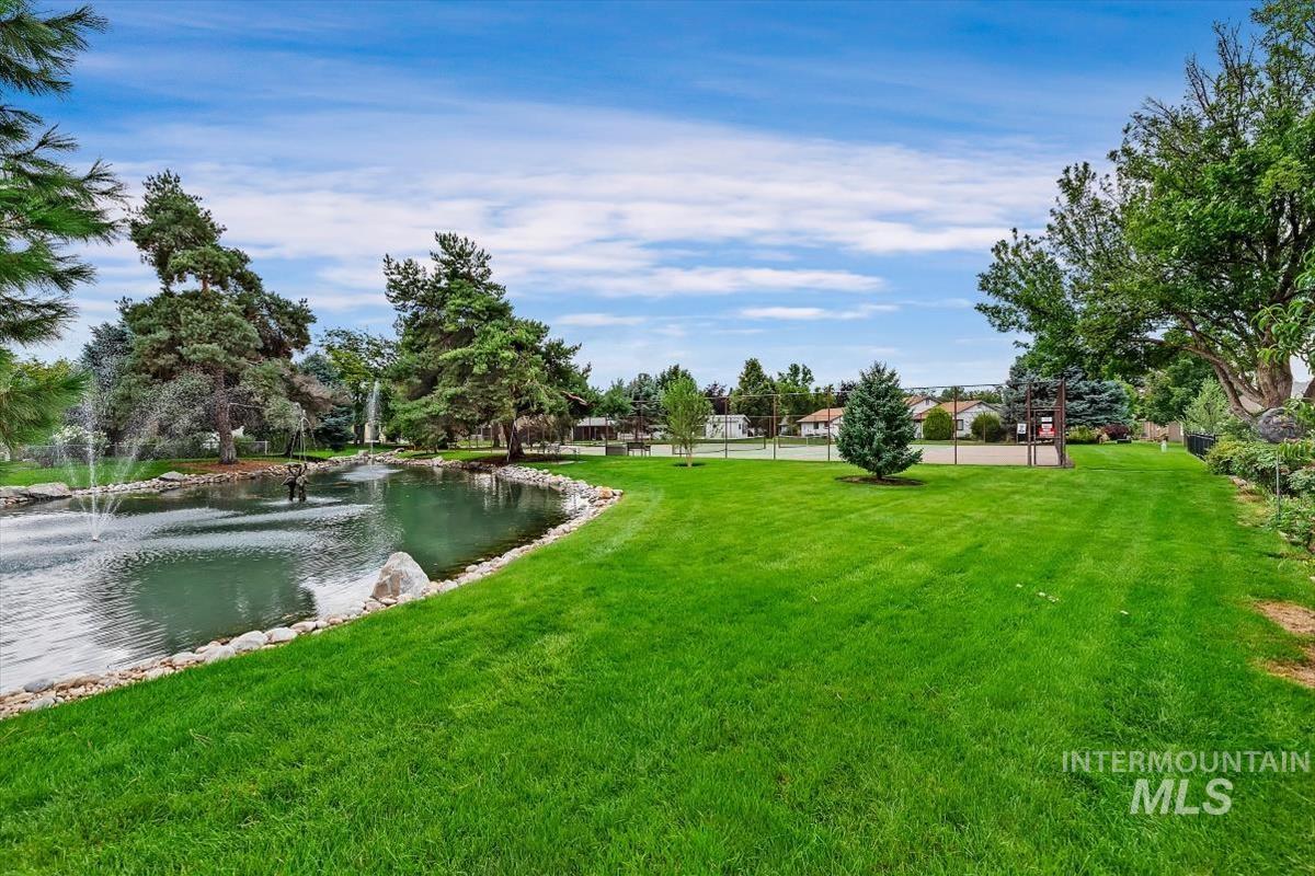 8359 W Willowdale Dr, Garden City, Idaho 83714, 2 Bedrooms, 2.5 Bathrooms, Residential For Sale, Price $499,900, 98980617
