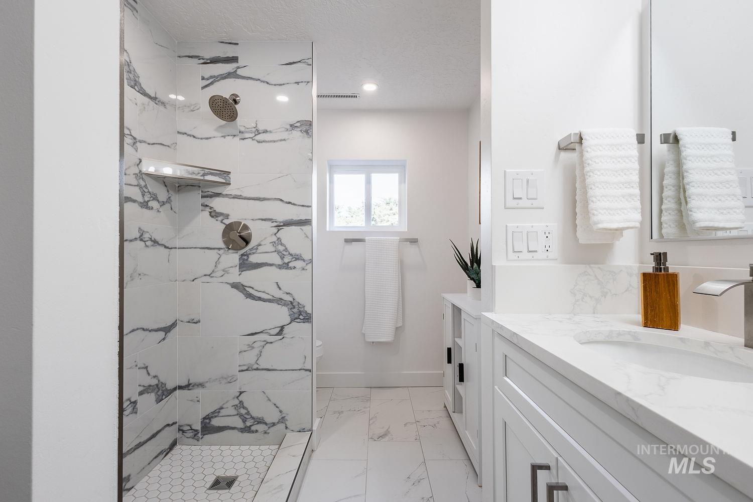 5100 W Bel Air St, Boise, Idaho 83705, 6 Bedrooms, 4 Bathrooms, Residential For Sale, Price $1,500,000,MLS 98980619