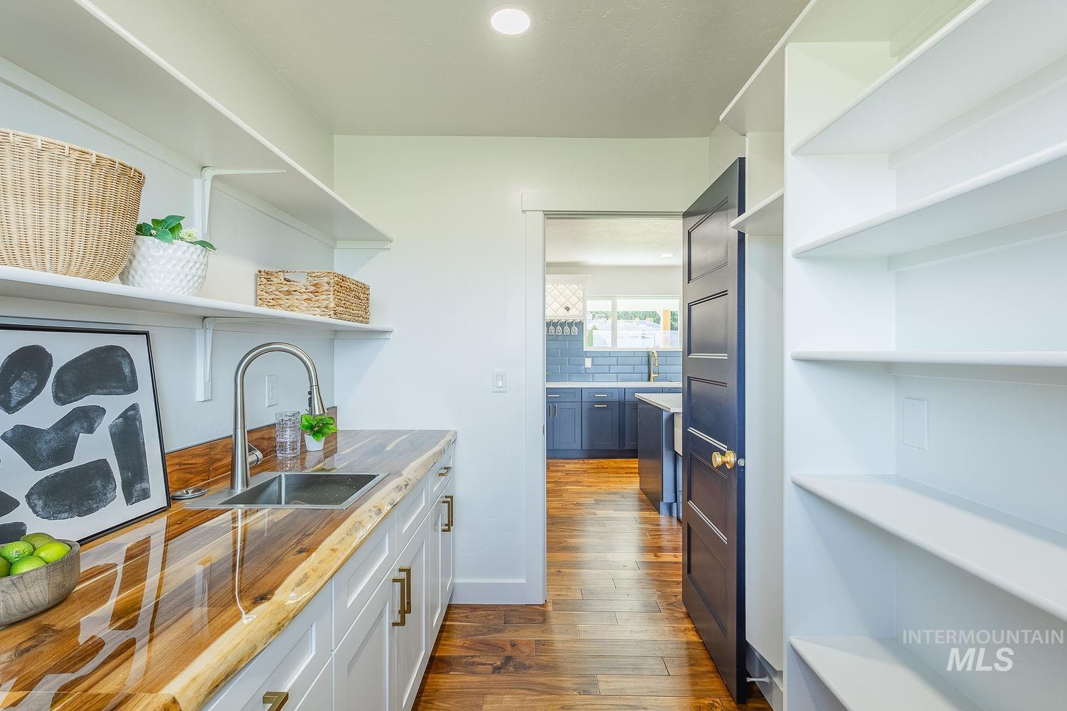 5100 W Bel Air St, Boise, Idaho 83705, 6 Bedrooms, 4 Bathrooms, Residential For Sale, Price $1,500,000,MLS 98980619