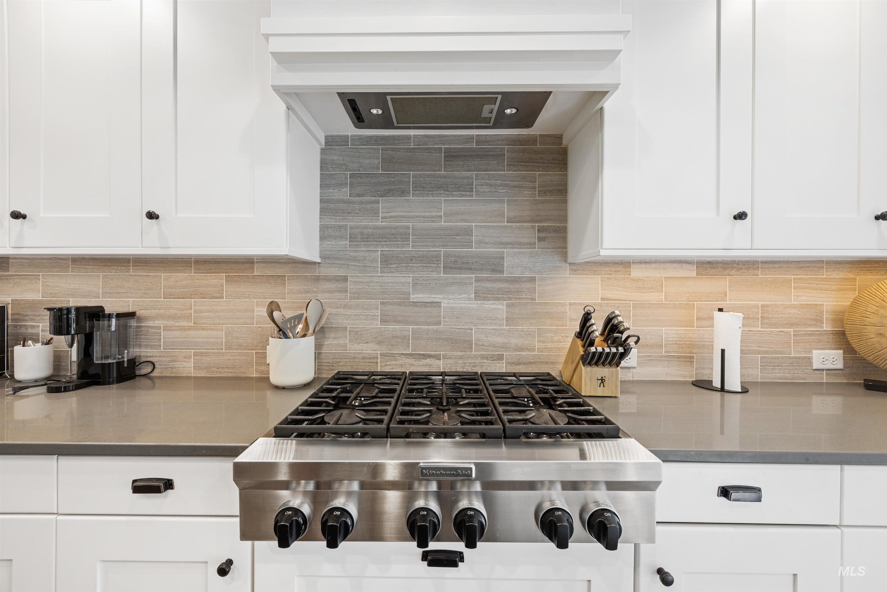 4252 E Parkcenter Blvd, Boise, Idaho 83716, 3 Bedrooms, 2.5 Bathrooms, Residential For Sale, Price $725,000, 98980620