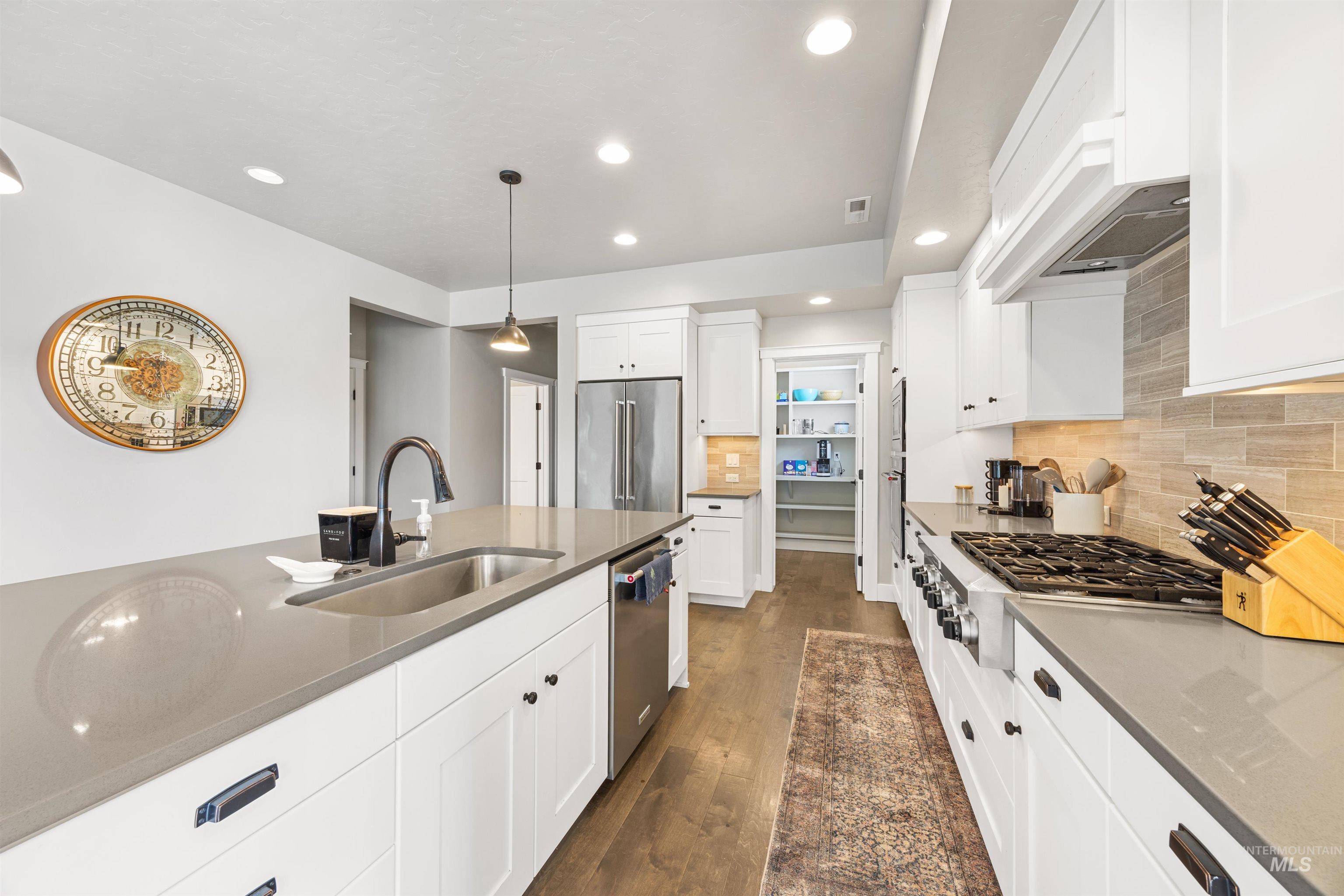 4252 E Parkcenter Blvd, Boise, Idaho 83716, 3 Bedrooms, 2.5 Bathrooms, Residential For Sale, Price $725,000, 98980620