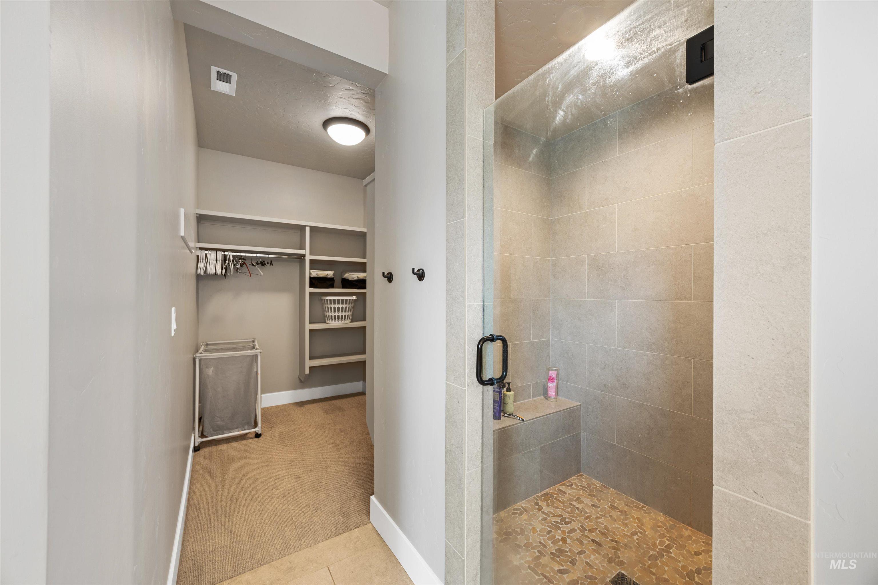 4252 E Parkcenter Blvd, Boise, Idaho 83716, 3 Bedrooms, 2.5 Bathrooms, Residential For Sale, Price $725,000, 98980620