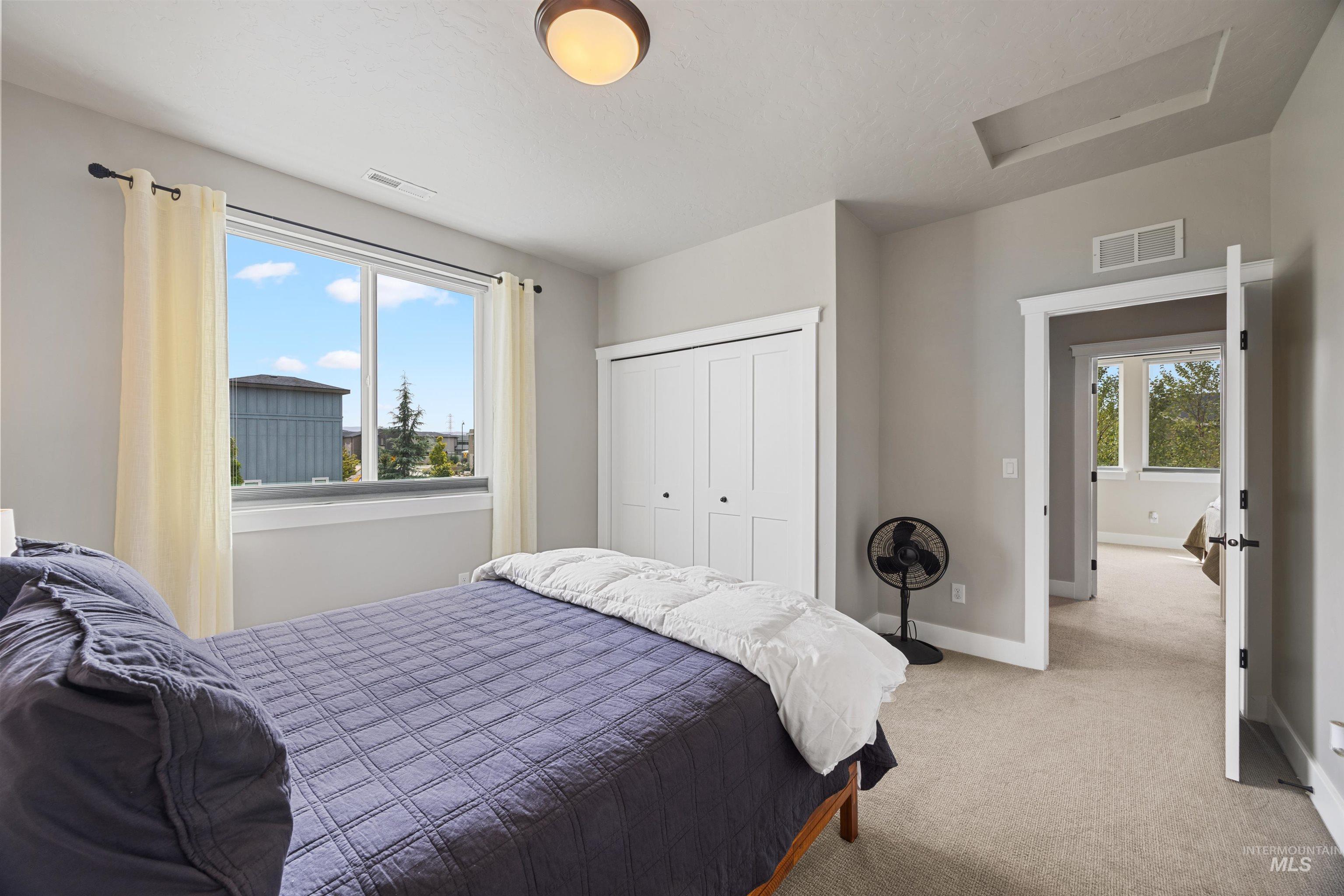 4252 E Parkcenter Blvd, Boise, Idaho 83716, 3 Bedrooms, 2.5 Bathrooms, Residential For Sale, Price $725,000, 98980620