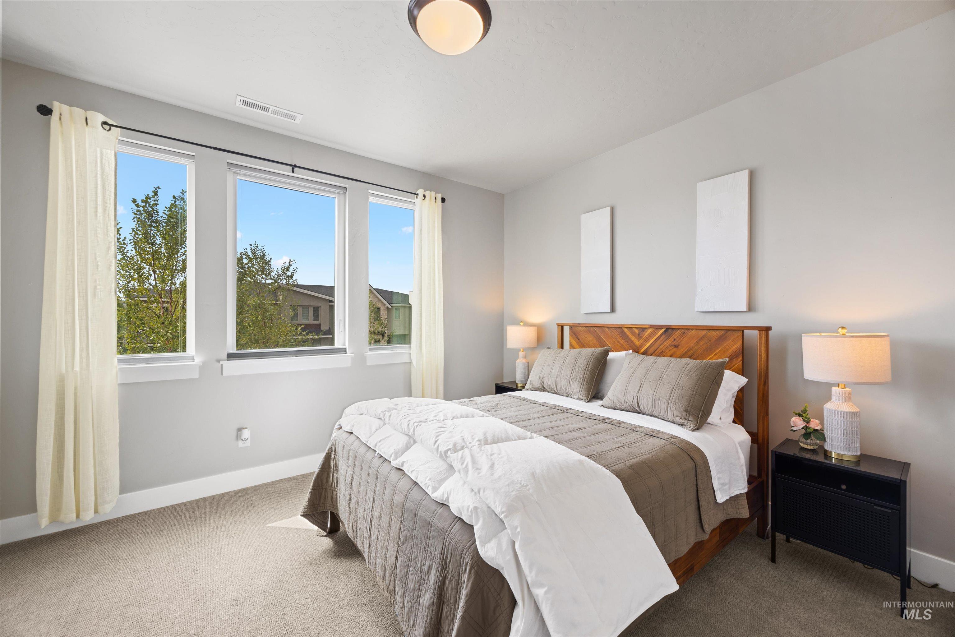 4252 E Parkcenter Blvd, Boise, Idaho 83716, 3 Bedrooms, 2.5 Bathrooms, Residential For Sale, Price $725,000, 98980620