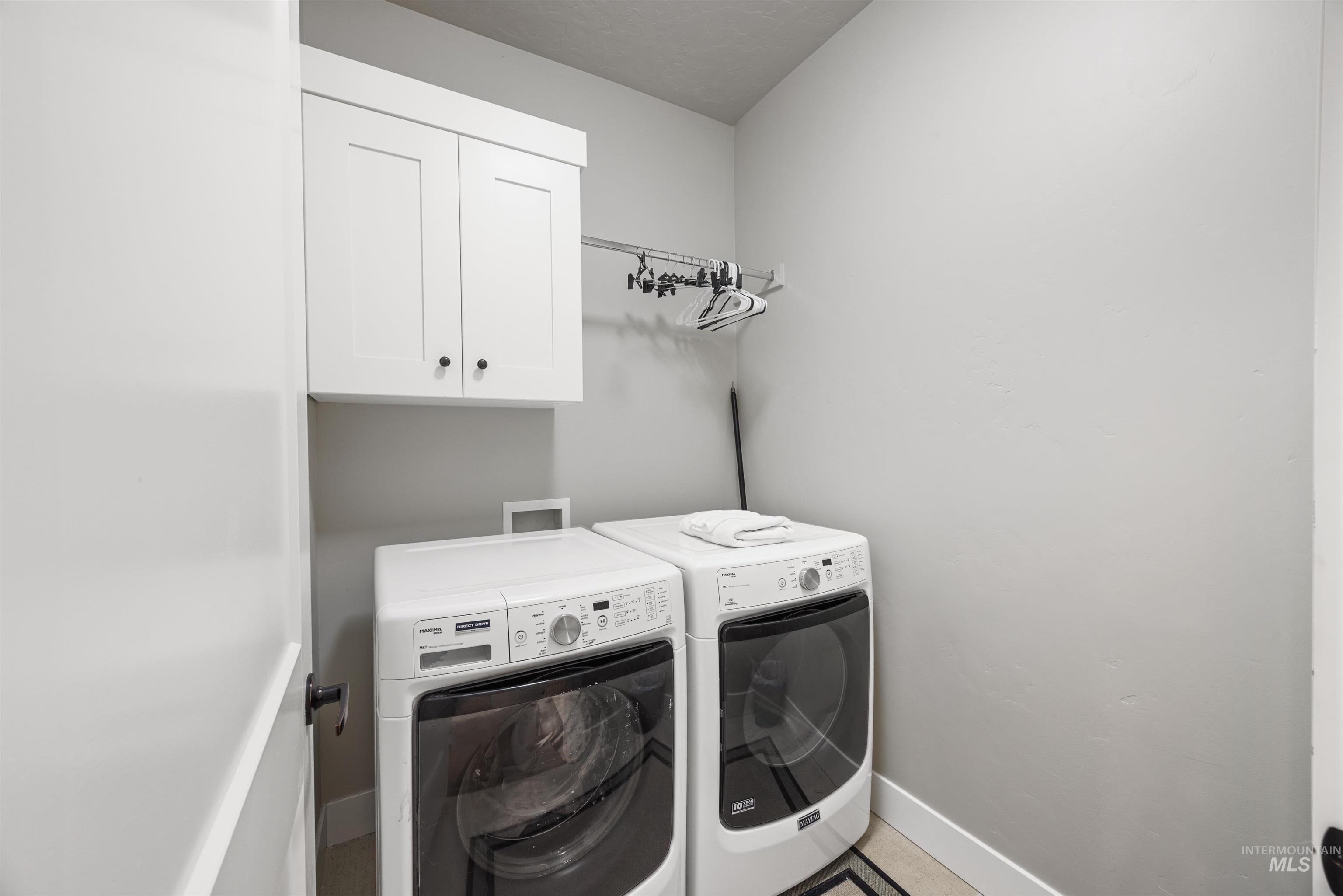 4252 E Parkcenter Blvd, Boise, Idaho 83716, 3 Bedrooms, 2.5 Bathrooms, Residential For Sale, Price $725,000, 98980620