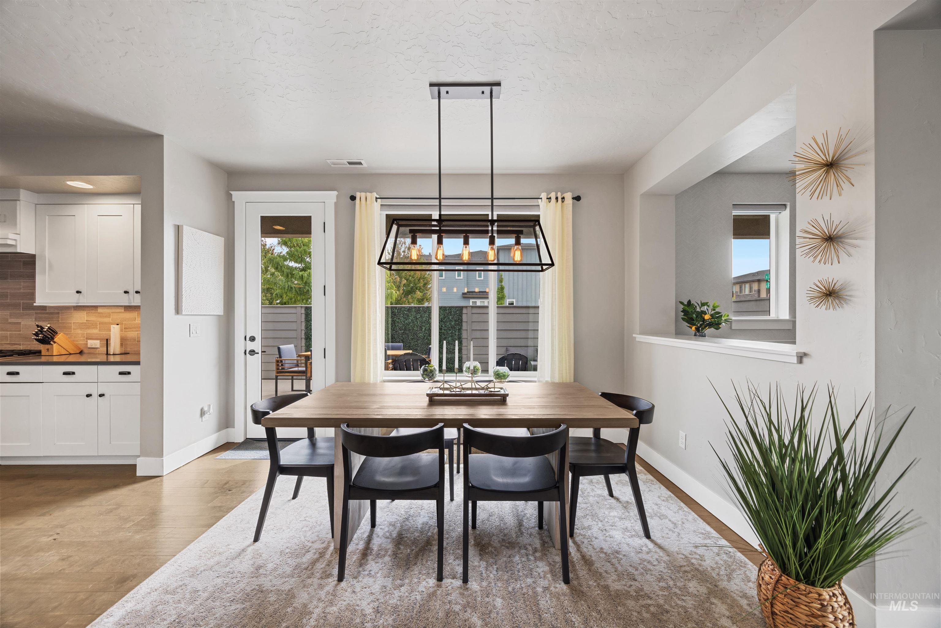 4252 E Parkcenter Blvd, Boise, Idaho 83716, 3 Bedrooms, 2.5 Bathrooms, Residential For Sale, Price $725,000, 98980620