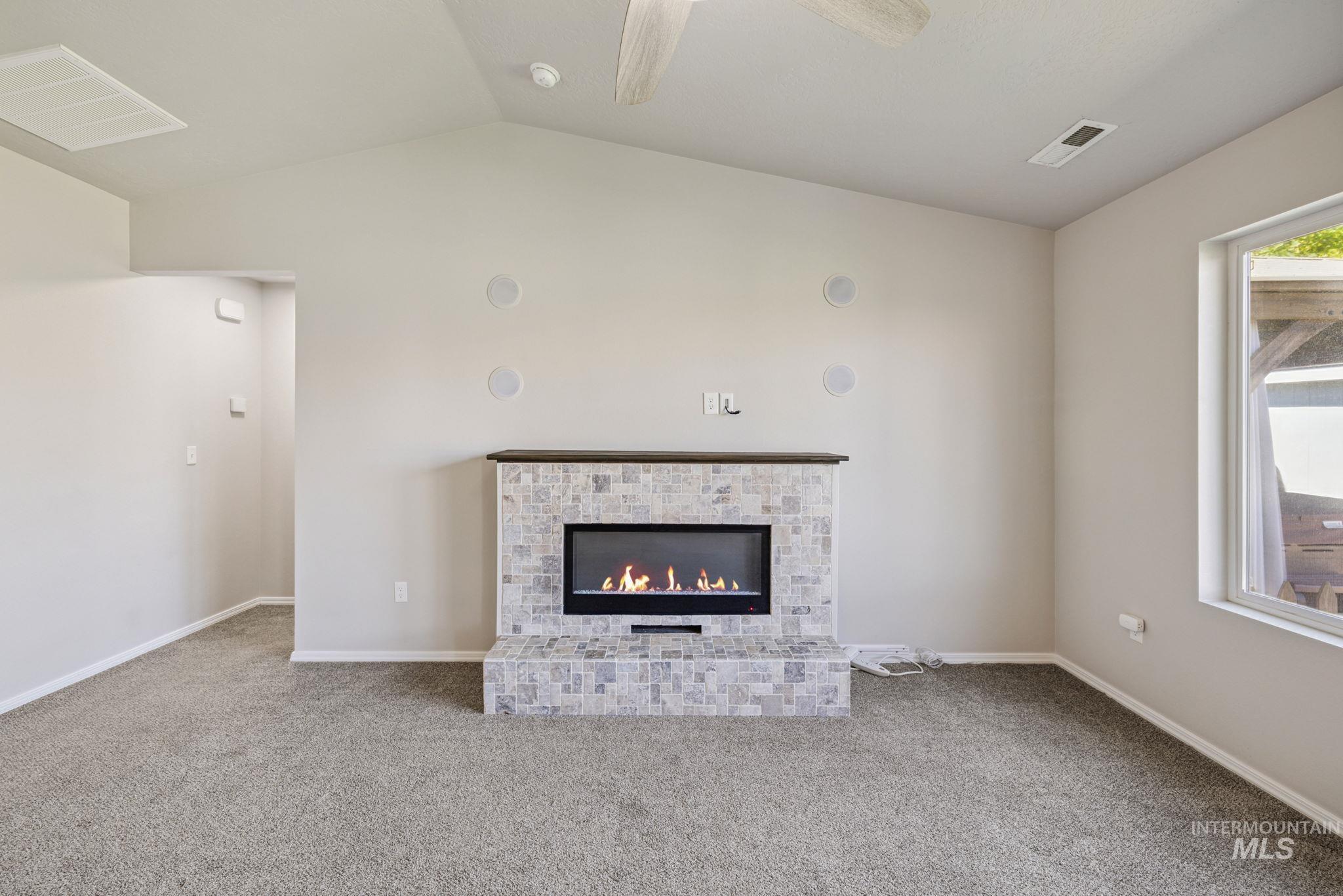 19548 Maywood Pl, Caldwell, Idaho 83605, 3 Bedrooms, 2 Bathrooms, Residential For Sale, Price $390,000, 98980623