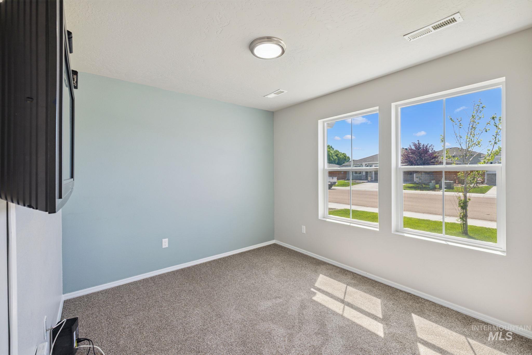 19548 Maywood Pl, Caldwell, Idaho 83605, 3 Bedrooms, 2 Bathrooms, Residential For Sale, Price $390,000, 98980623