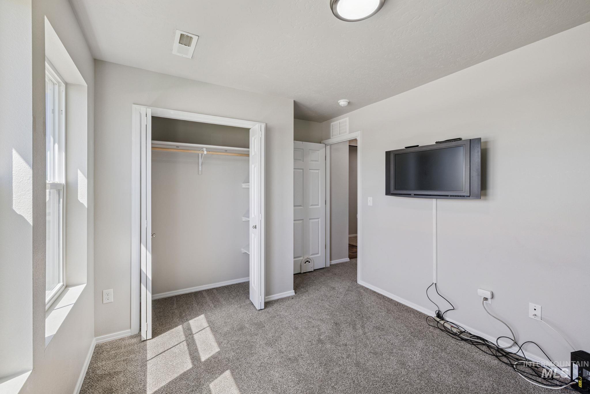 19548 Maywood Pl, Caldwell, Idaho 83605, 3 Bedrooms, 2 Bathrooms, Residential For Sale, Price $390,000, 98980623