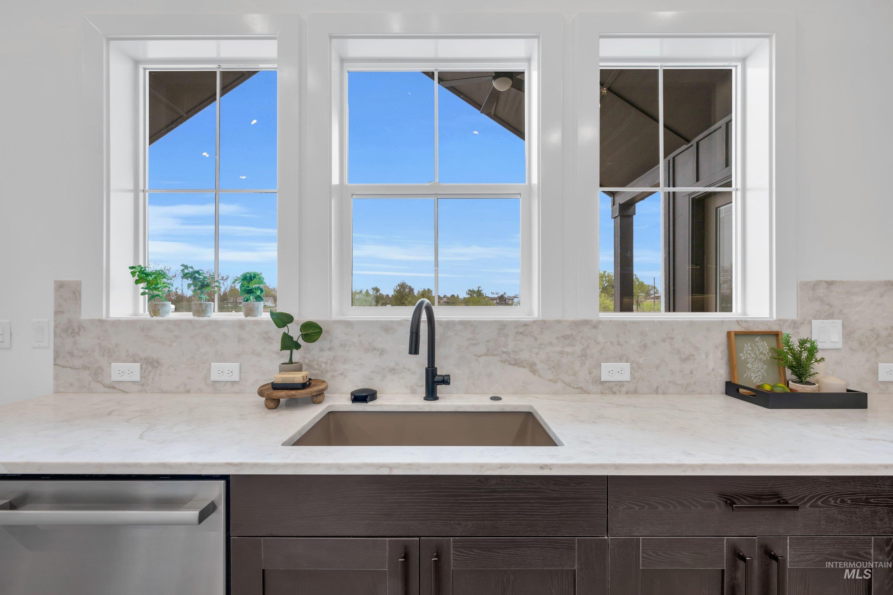 24871 Ardmore Ct, Caldwell, Idaho 83607, 4 Bedrooms, 2.5 Bathrooms, Residential For Sale, Price $1,164,000,MLS 98980624