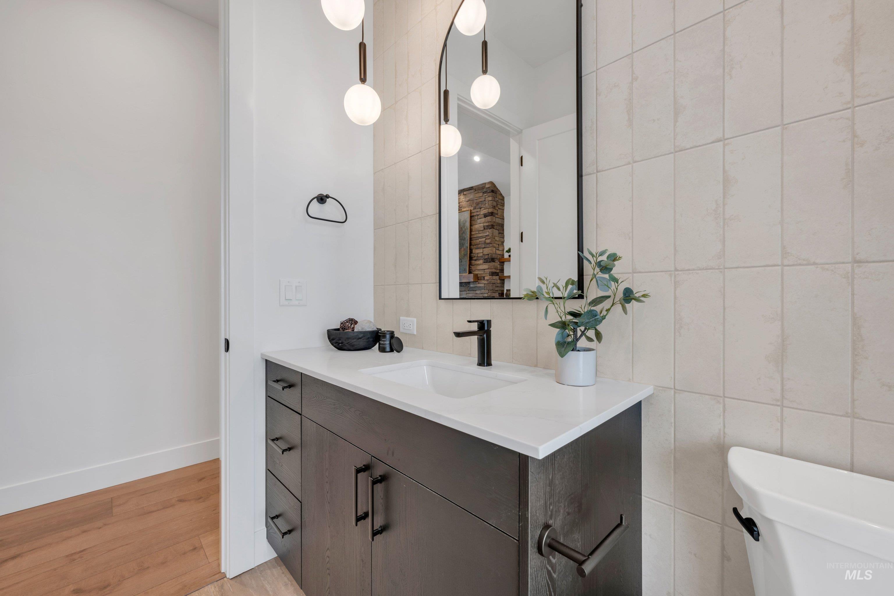 24871 Ardmore Ct, Caldwell, Idaho 83607, 4 Bedrooms, 2.5 Bathrooms, Residential For Sale, Price $1,164,000,MLS 98980624