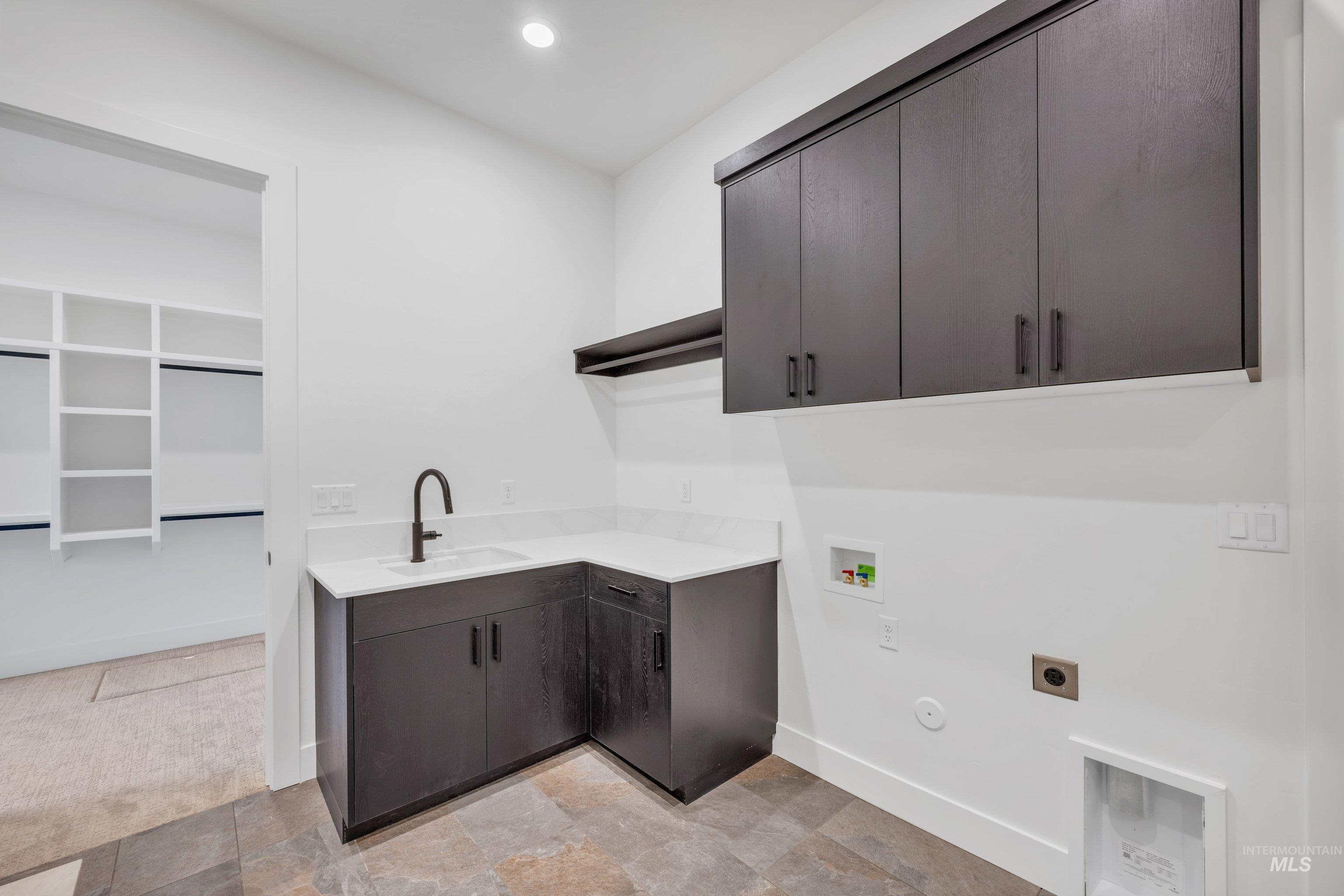 24871 Ardmore Ct, Caldwell, Idaho 83607, 4 Bedrooms, 2.5 Bathrooms, Residential For Sale, Price $1,164,000,MLS 98980624