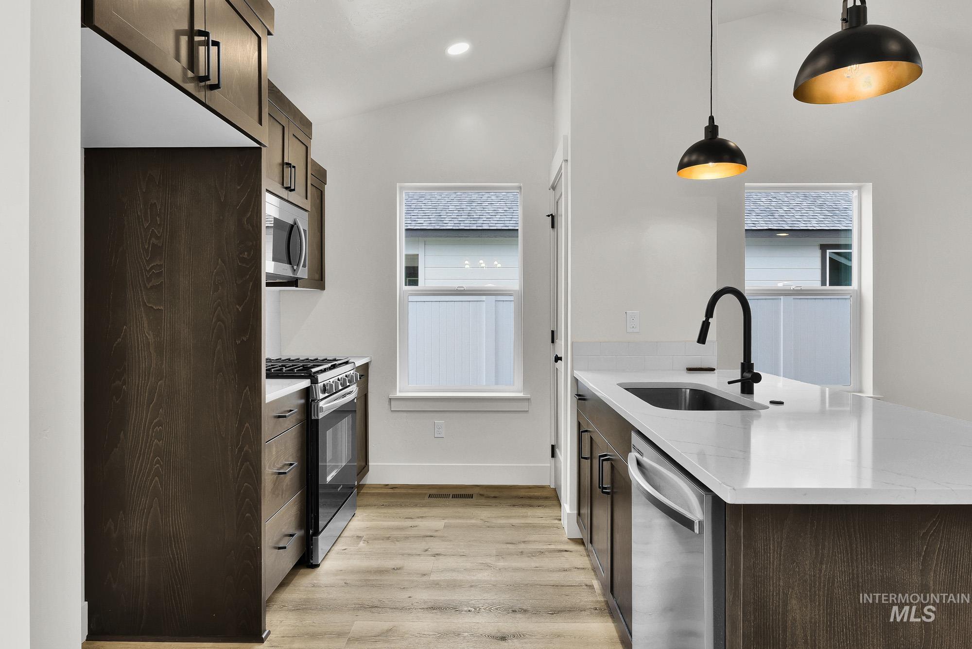 323 N 12th St, Parma, Idaho 83660, 3 Bedrooms, 2 Bathrooms, Residential For Sale, Price $329,999, 98980625