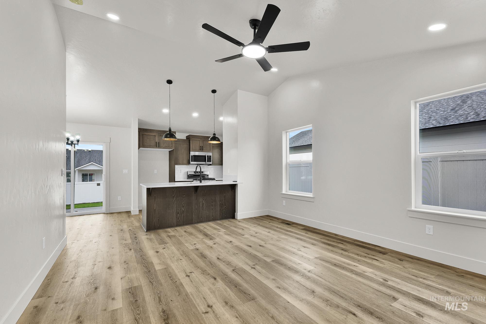 323 N 12th St, Parma, Idaho 83660, 3 Bedrooms, 2 Bathrooms, Residential For Sale, Price $329,999, 98980625