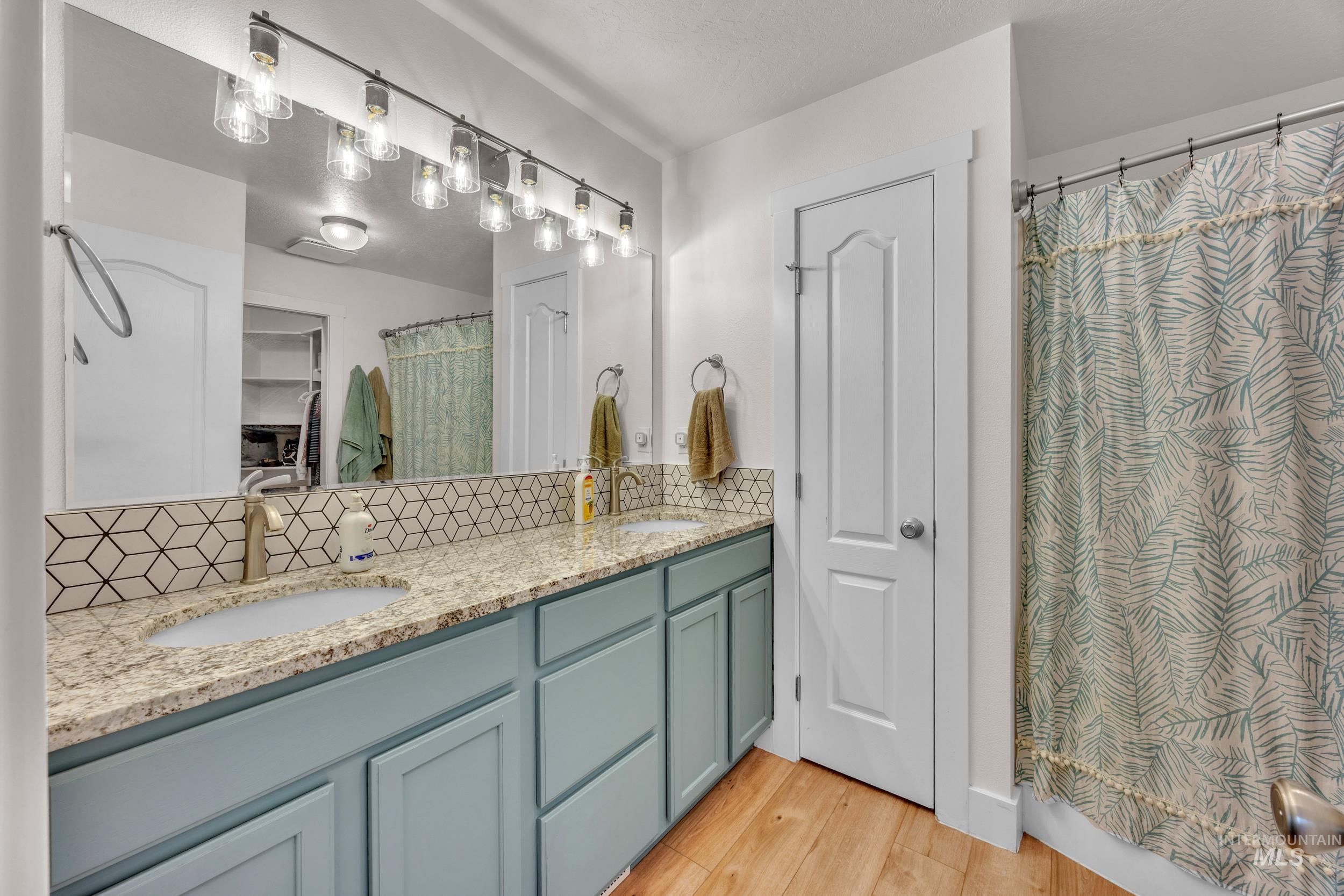 6280 S Solar Way, Boise, Idaho 83709, 4 Bedrooms, 3 Bathrooms, Residential For Sale, Price $559,900, 98980626