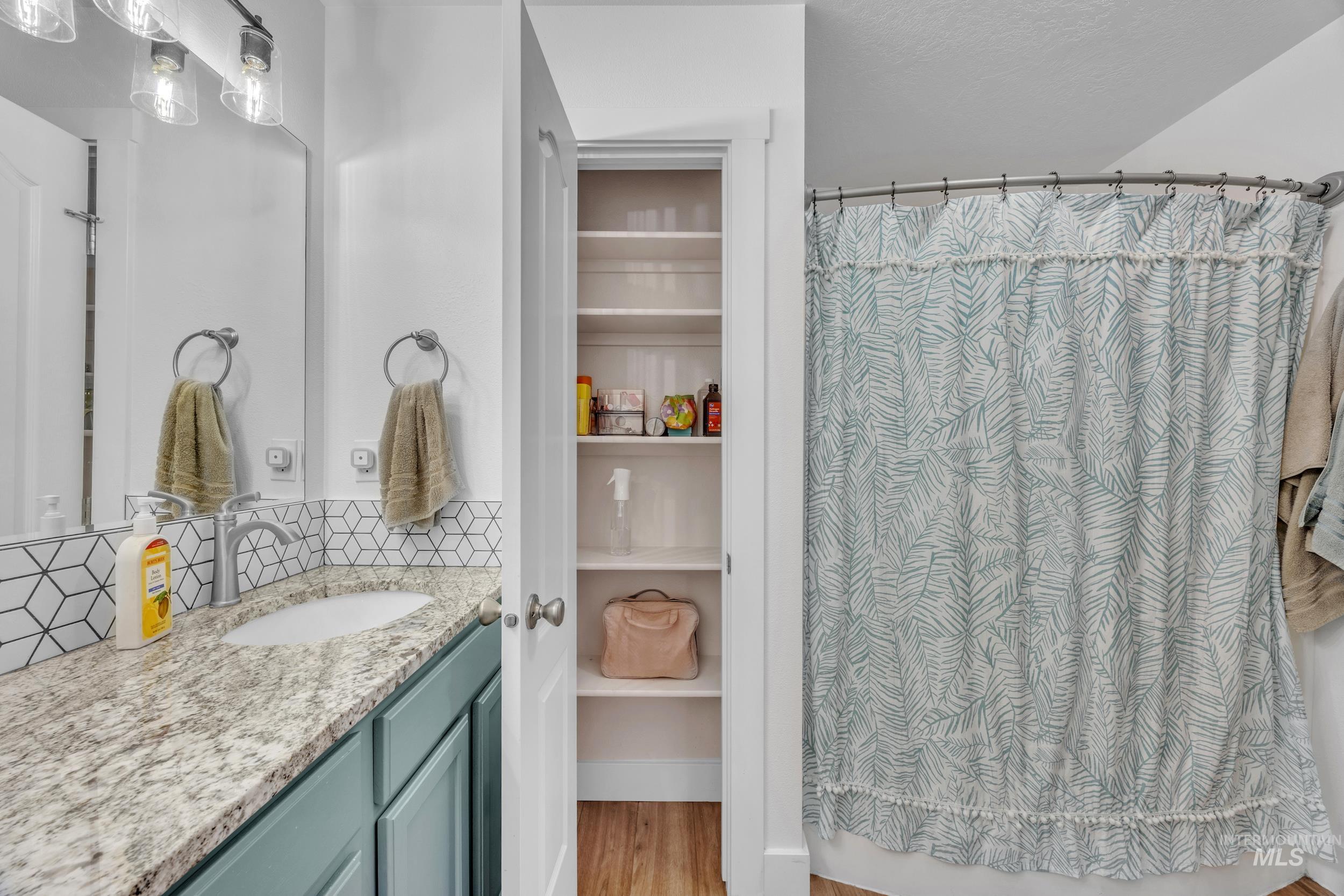 6280 S Solar Way, Boise, Idaho 83709, 4 Bedrooms, 3 Bathrooms, Residential For Sale, Price $559,900, 98980626