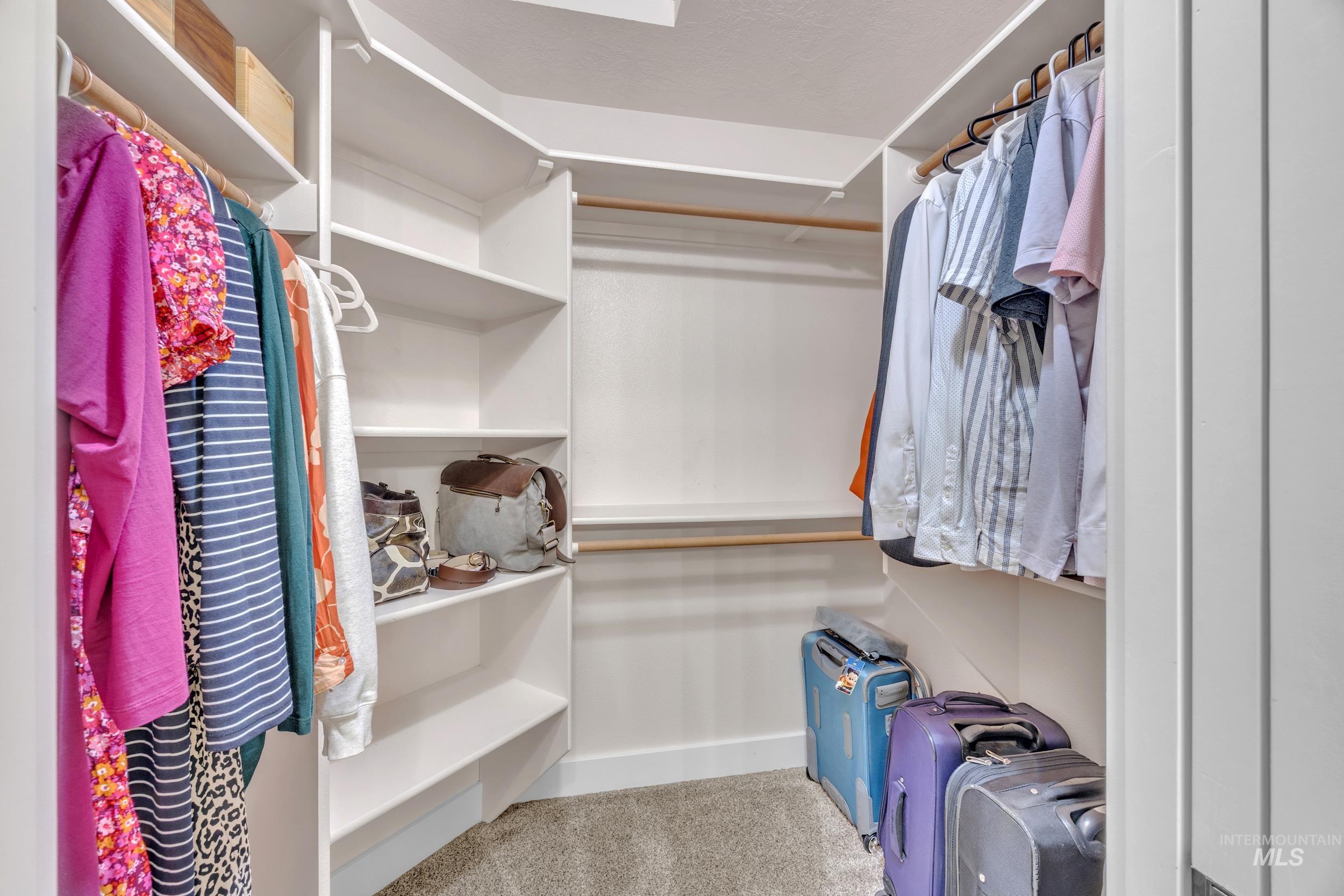 6280 S Solar Way, Boise, Idaho 83709, 4 Bedrooms, 3 Bathrooms, Residential For Sale, Price $559,900, 98980626