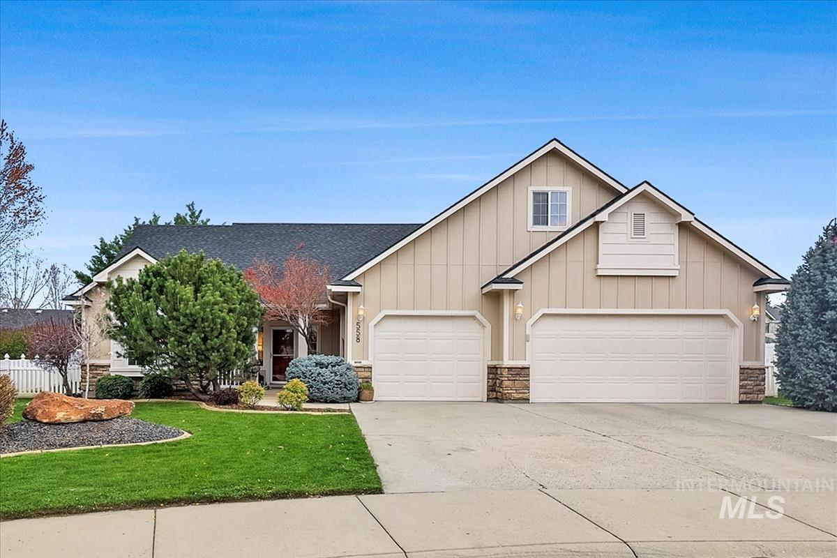 558 N Cardigan Avenue, Star, Idaho 83669, 3 Bedrooms, 2 Bathrooms, Residential For Sale, Price $499,900, 98980629