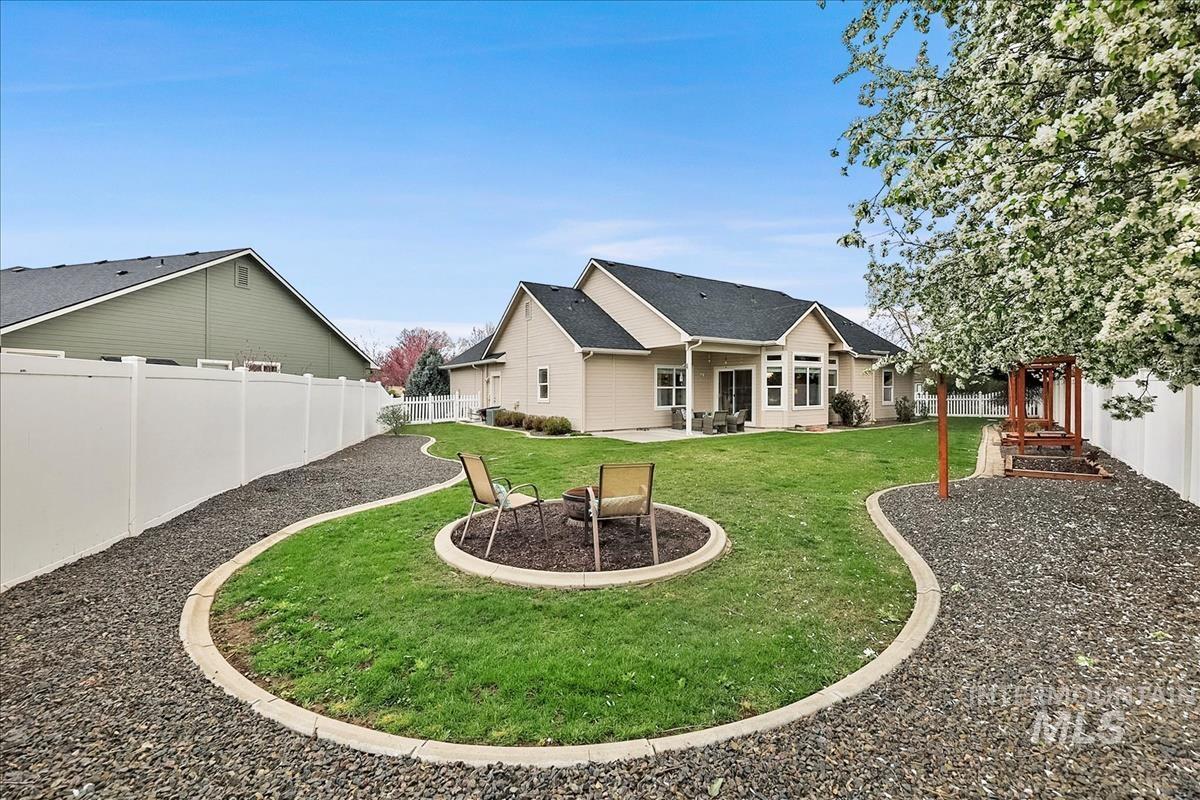 558 N Cardigan Avenue, Star, Idaho 83669, 3 Bedrooms, 2 Bathrooms, Residential For Sale, Price $499,900, 98980629