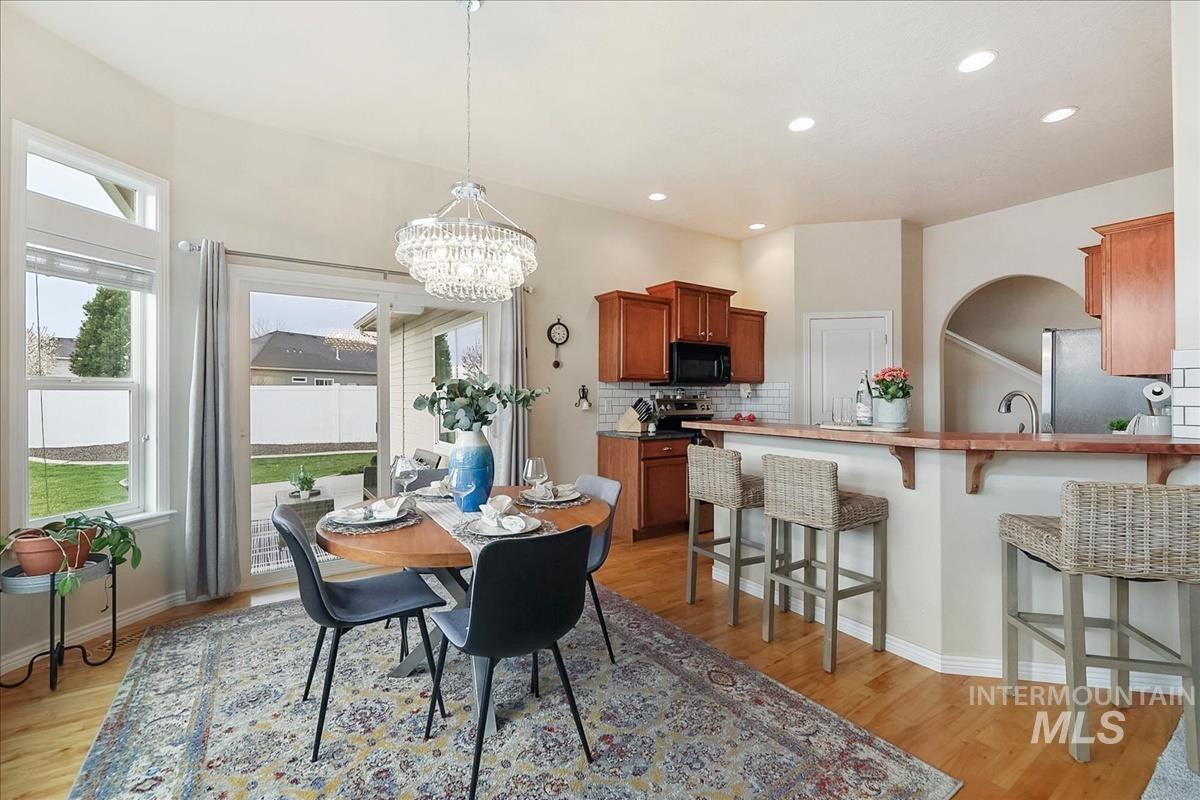 558 N Cardigan Avenue, Star, Idaho 83669, 3 Bedrooms, 2 Bathrooms, Residential For Sale, Price $499,900, 98980629