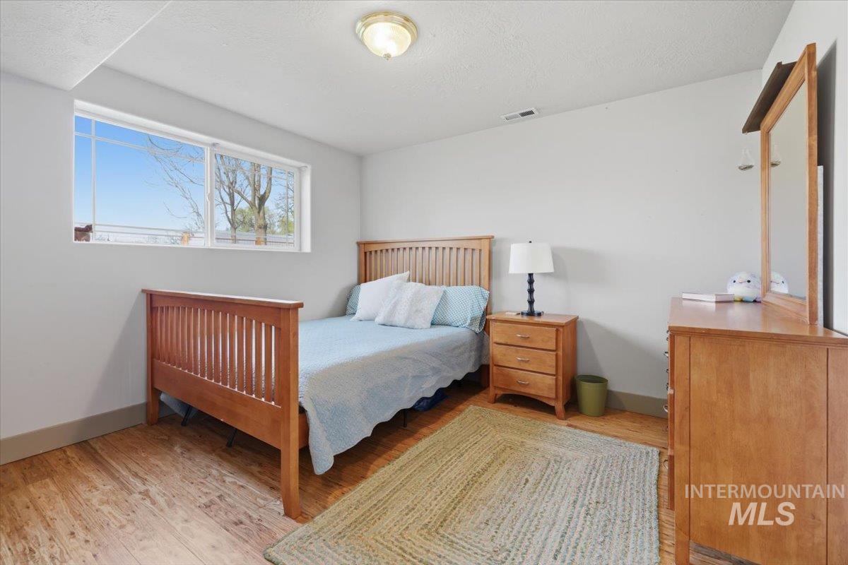 10430 W La Hontan Dr, Boise, Idaho 83709, 4 Bedrooms, 2.5 Bathrooms, Residential For Sale, Price $799,000, 98980630