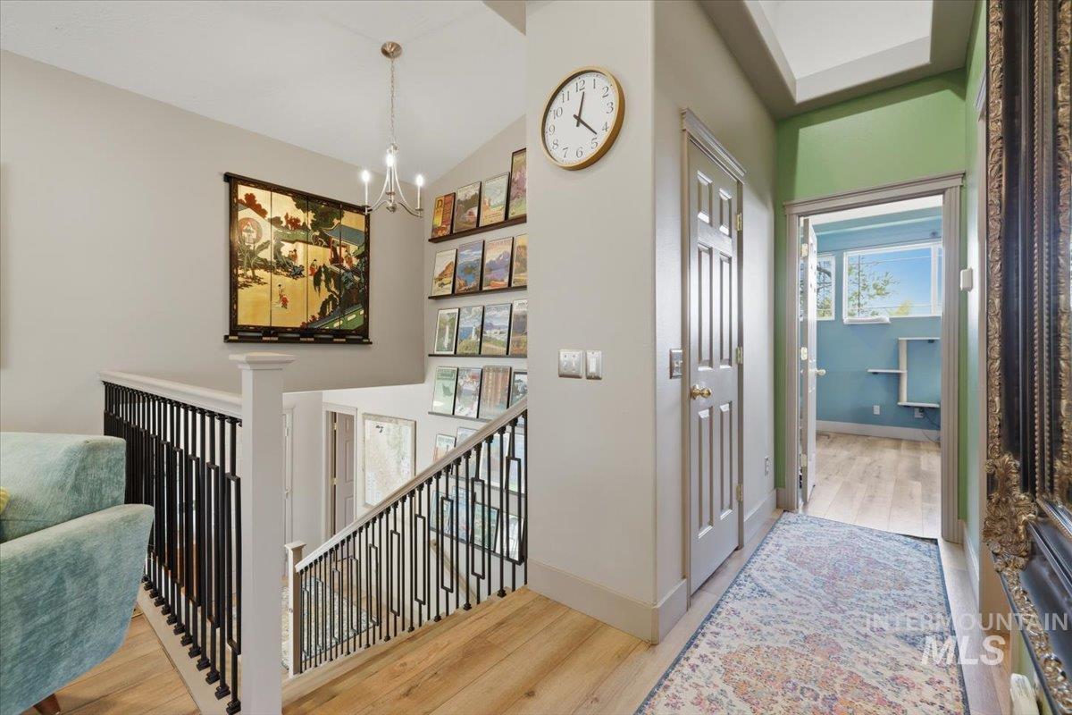 10430 W La Hontan Dr, Boise, Idaho 83709, 4 Bedrooms, 2.5 Bathrooms, Residential For Sale, Price $799,000, 98980630