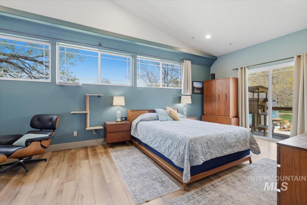 10430 W La Hontan Dr, Boise, Idaho 83709, 4 Bedrooms, 2.5 Bathrooms, Residential For Sale, Price $799,000, 98980630