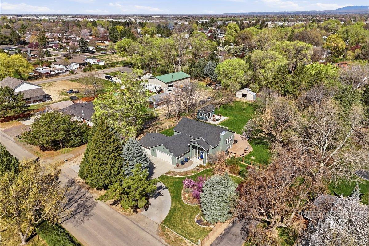 10430 W La Hontan Dr, Boise, Idaho 83709, 4 Bedrooms, 2.5 Bathrooms, Residential For Sale, Price $799,000, 98980630