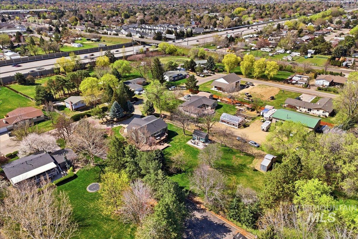 10430 W La Hontan Dr, Boise, Idaho 83709, 4 Bedrooms, 2.5 Bathrooms, Residential For Sale, Price $799,000, 98980630