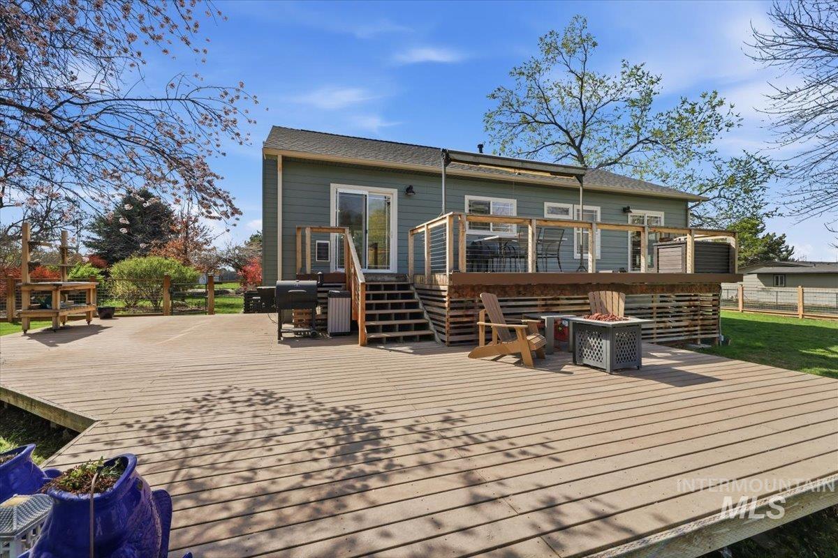 10430 W La Hontan Dr, Boise, Idaho 83709, 4 Bedrooms, 2.5 Bathrooms, Residential For Sale, Price $799,000, 98980630