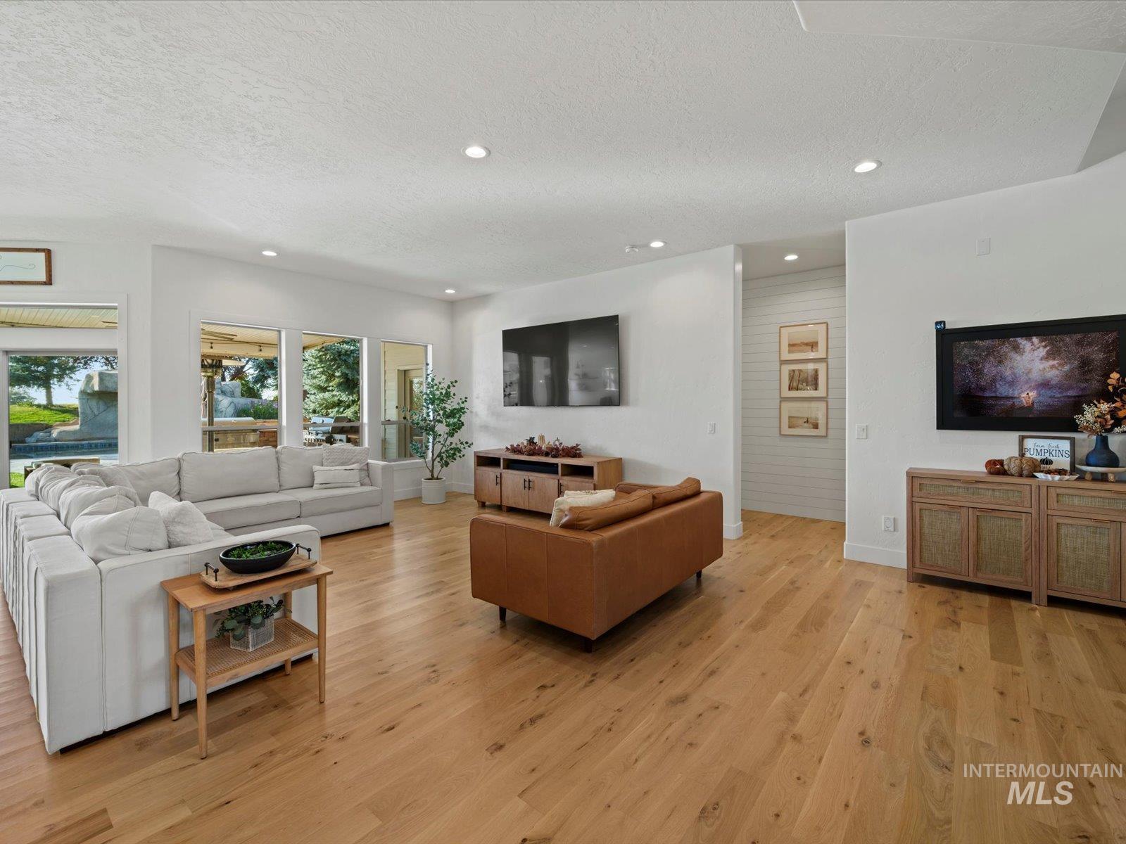 6255 S Tarrega Ln, Meridian, Idaho 83642, 4 Bedrooms, 3.5 Bathrooms, Residential For Sale, Price $1,695,000,MLS 98980633