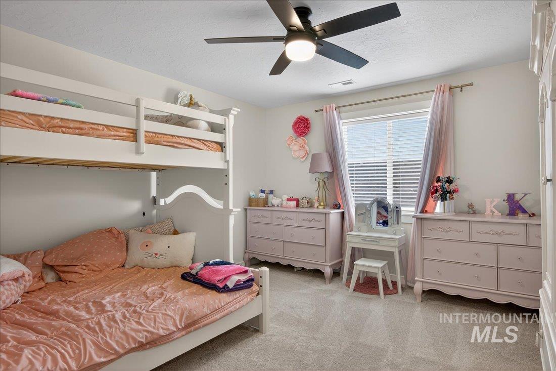 1993 N Perth Ct., Middleton, Idaho 83644, 5 Bedrooms, 3 Bathrooms, Residential For Sale, Price $699,900,MLS 98980637