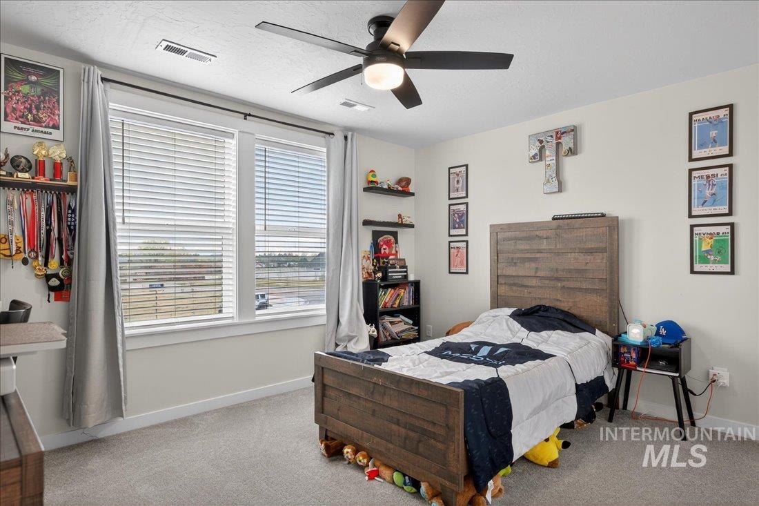 1993 N Perth Ct., Middleton, Idaho 83644, 5 Bedrooms, 3 Bathrooms, Residential For Sale, Price $699,900,MLS 98980637