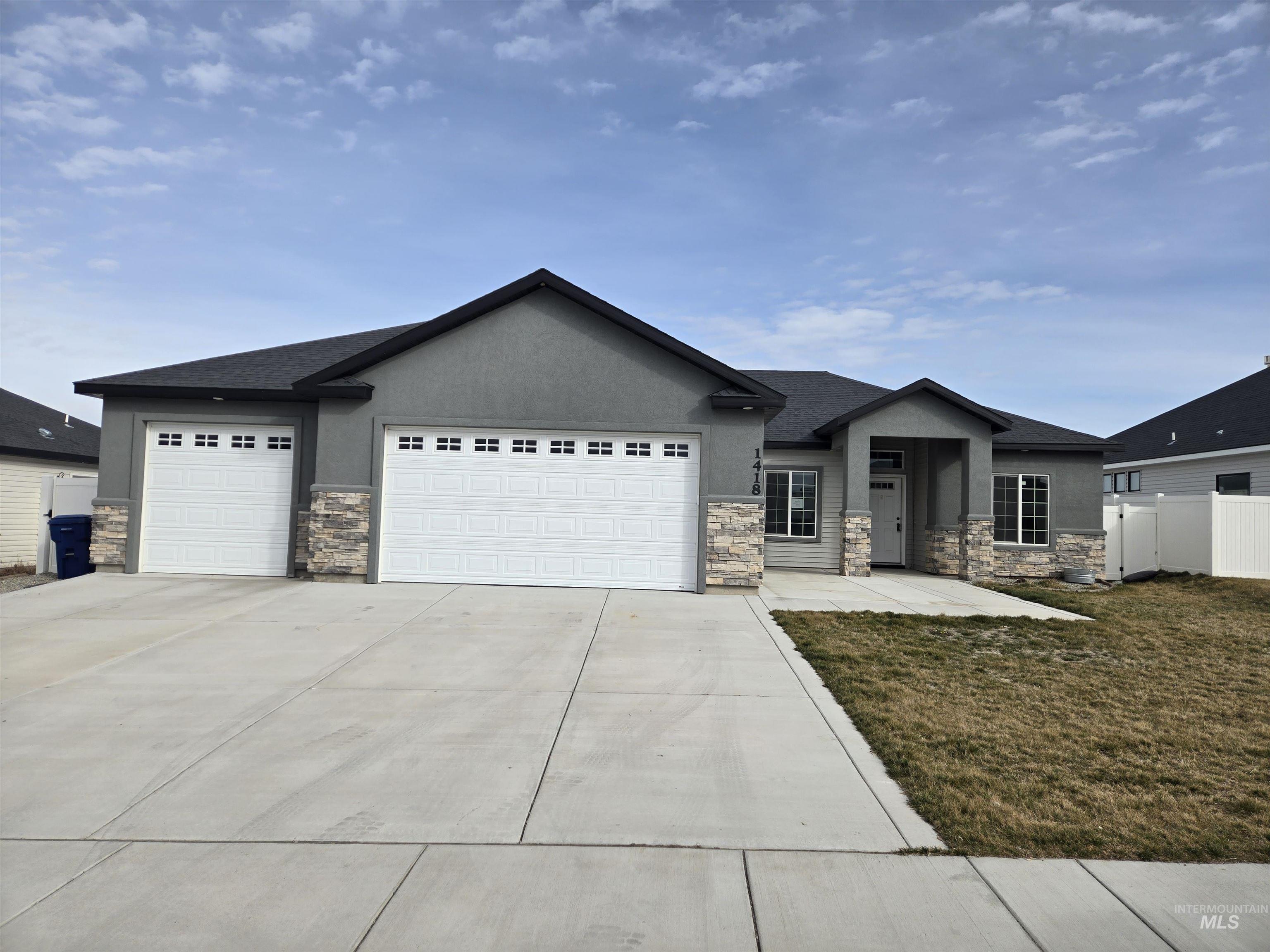 1418 N Birch Street, Jerome, Idaho 83338, 4 Bedrooms, 2 Bathrooms, Residential For Sale, Price $351,300, 98980639